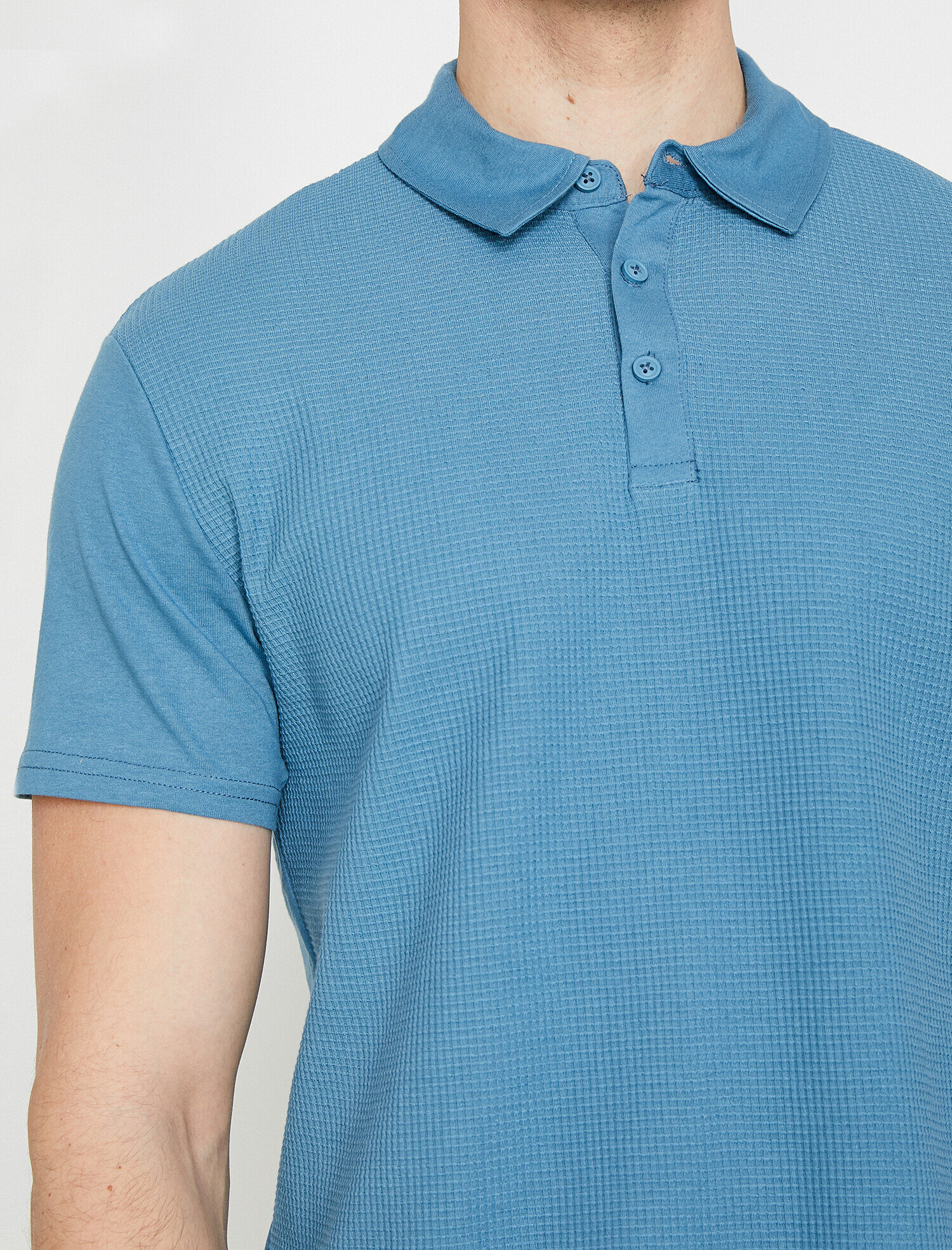   Polo Yaka Kısa Kollu Dokulu Kumaş Slim Fit Tişört