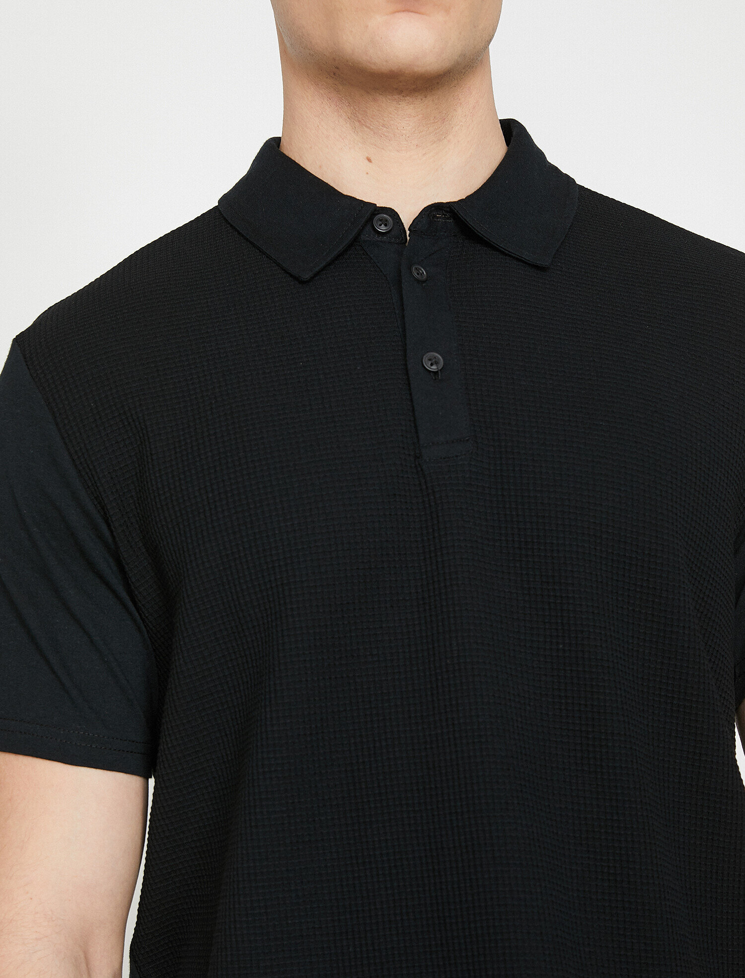   Polo Yaka Kısa Kollu Dokulu Kumaş Slim Fit Tişört