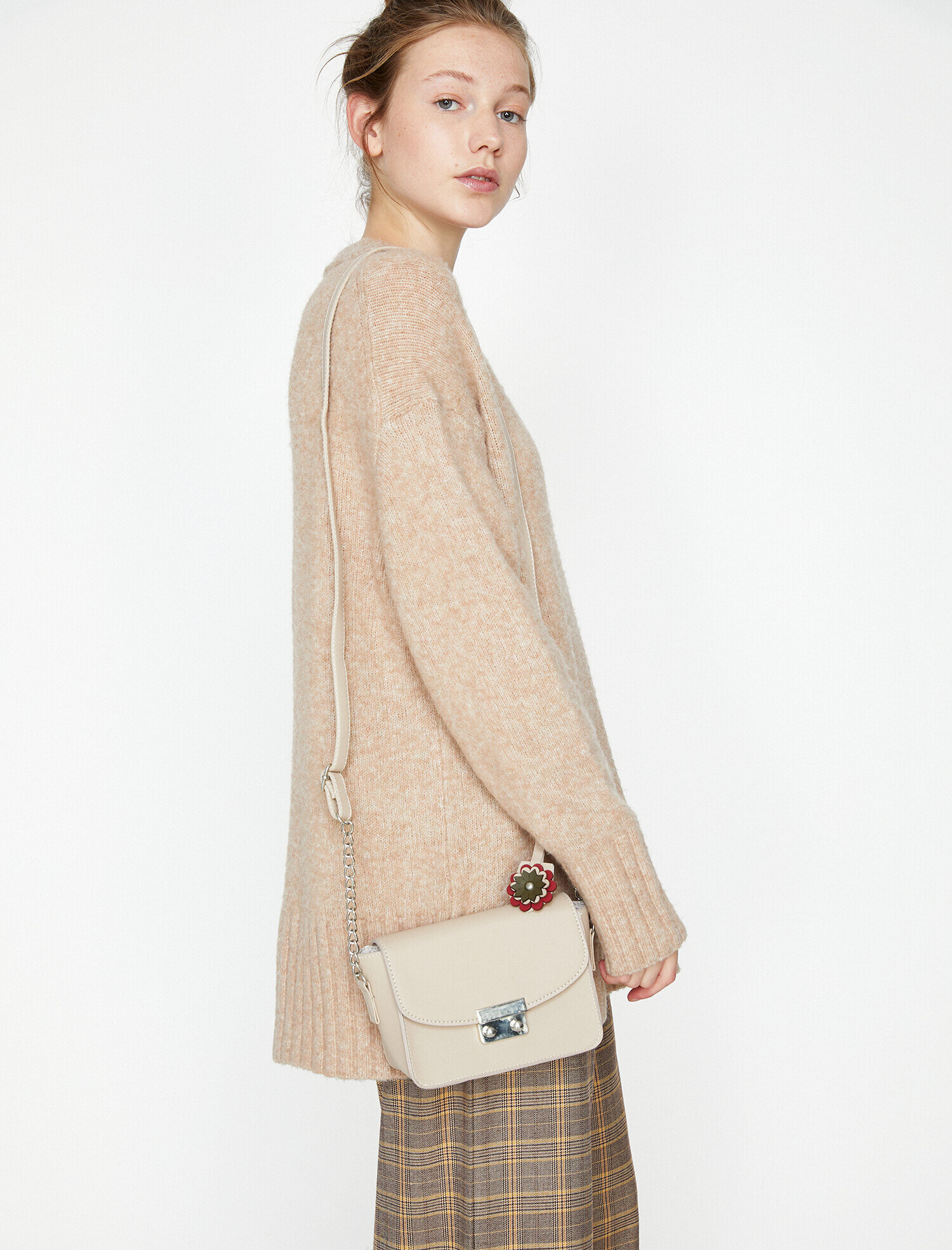  Kadın Deri Görünümlü Omuz Çantası