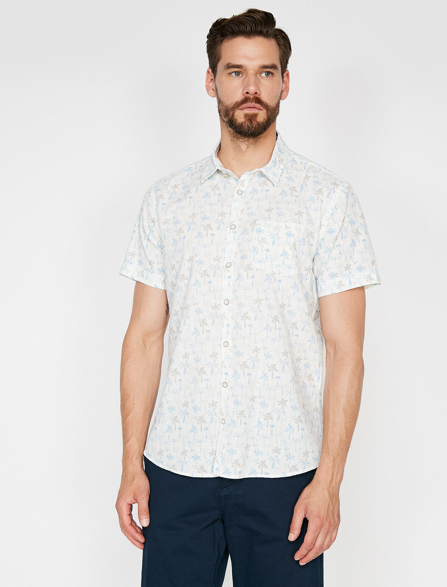   Palmiye Desenli Tek Cepli Kısa Kollu Gömlek