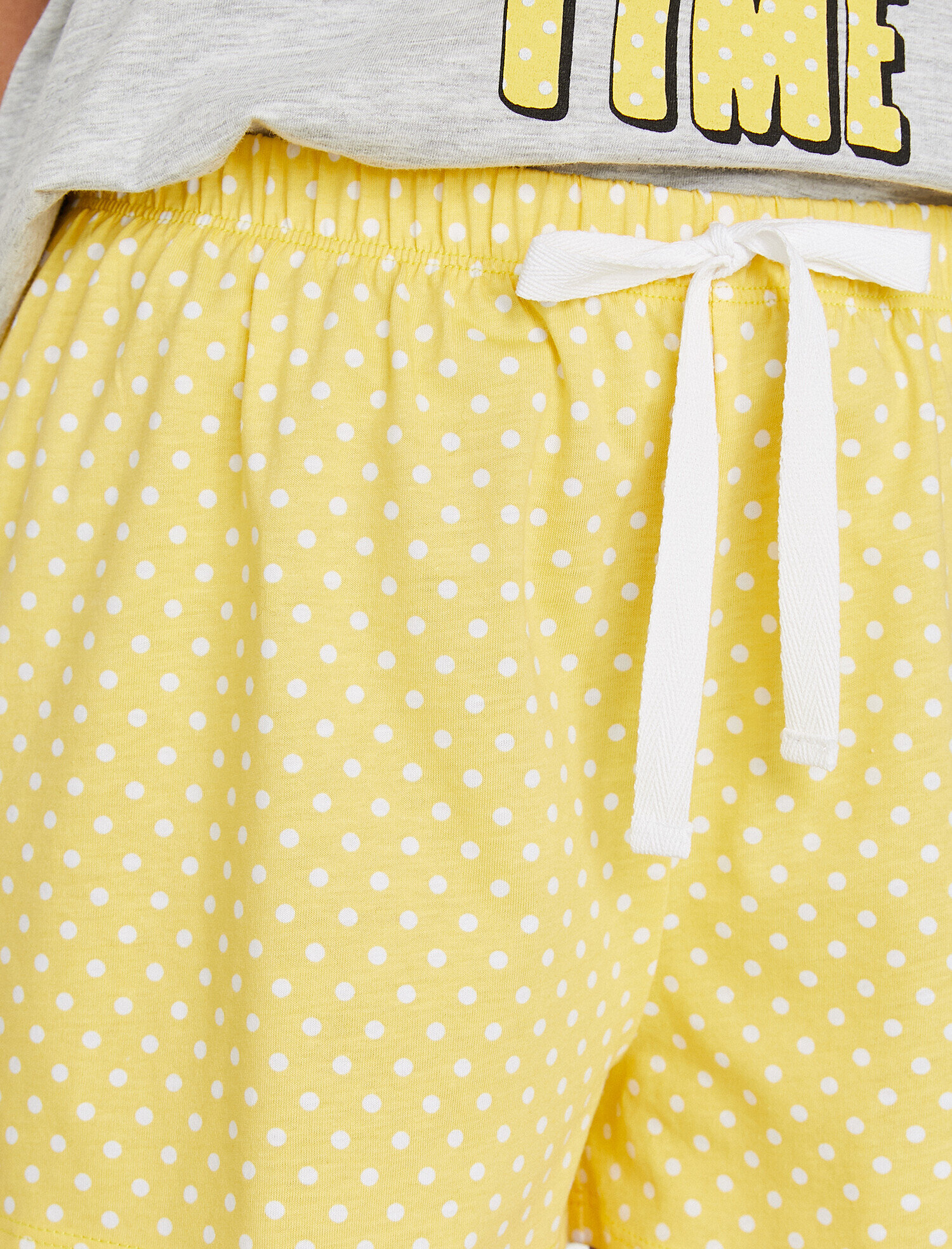   Yazılı Baskılı Pijama Seti