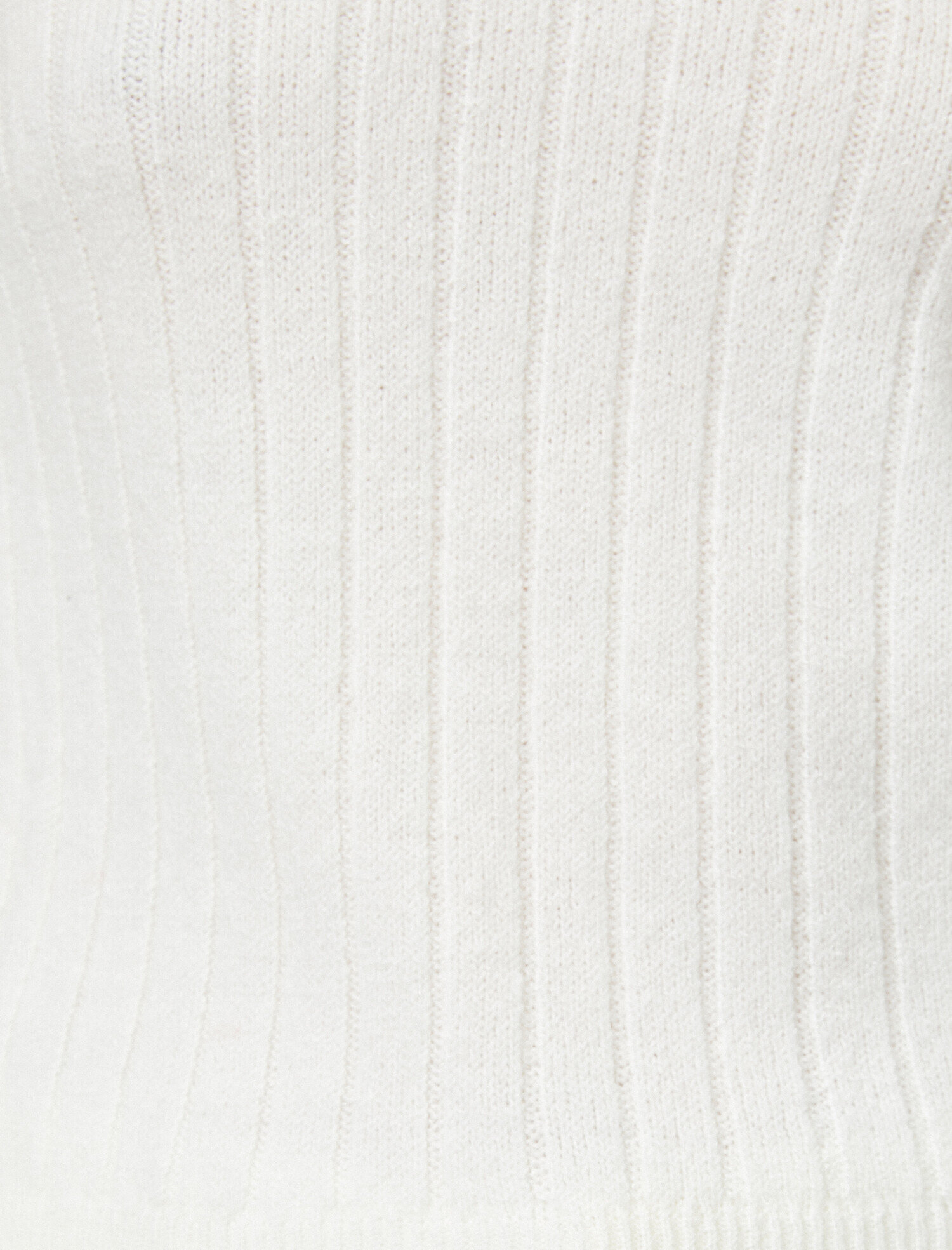   Uzun Kollu Kayik Yaka Triko kazak