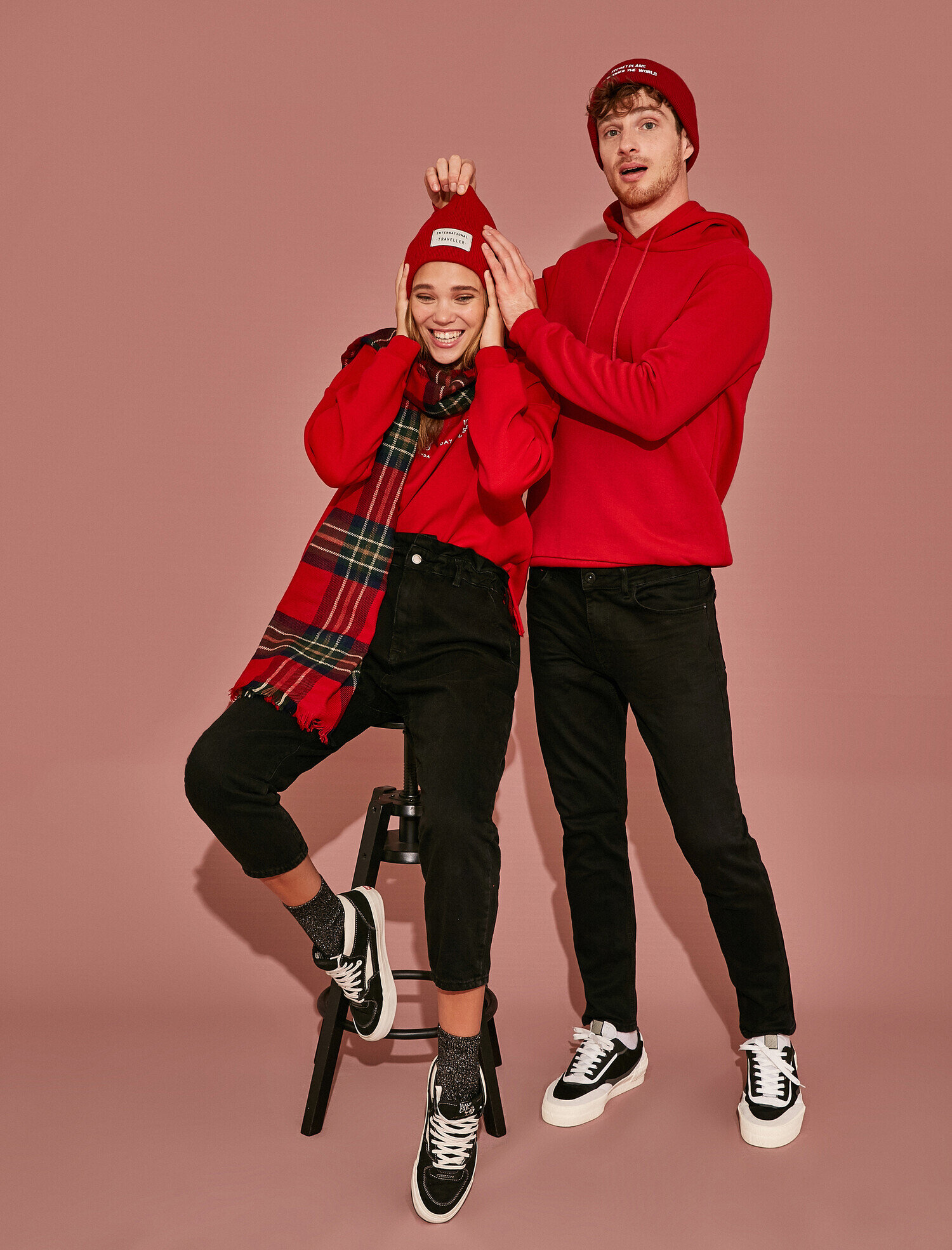   Dik Yaka Baskılı Sweatshirt