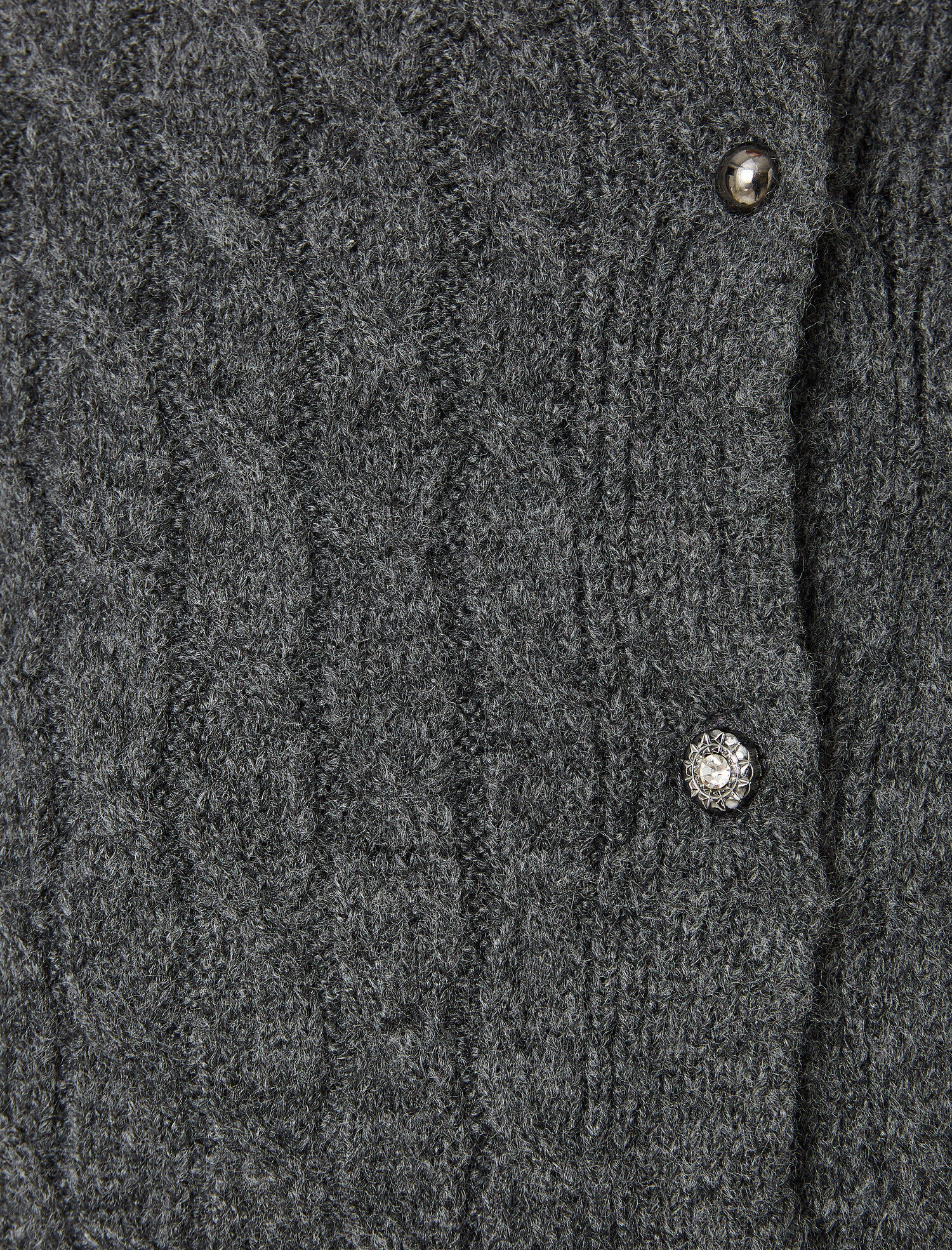   Bisiklet Yaka Saç Örgülü Düğmeli Triko Hırka