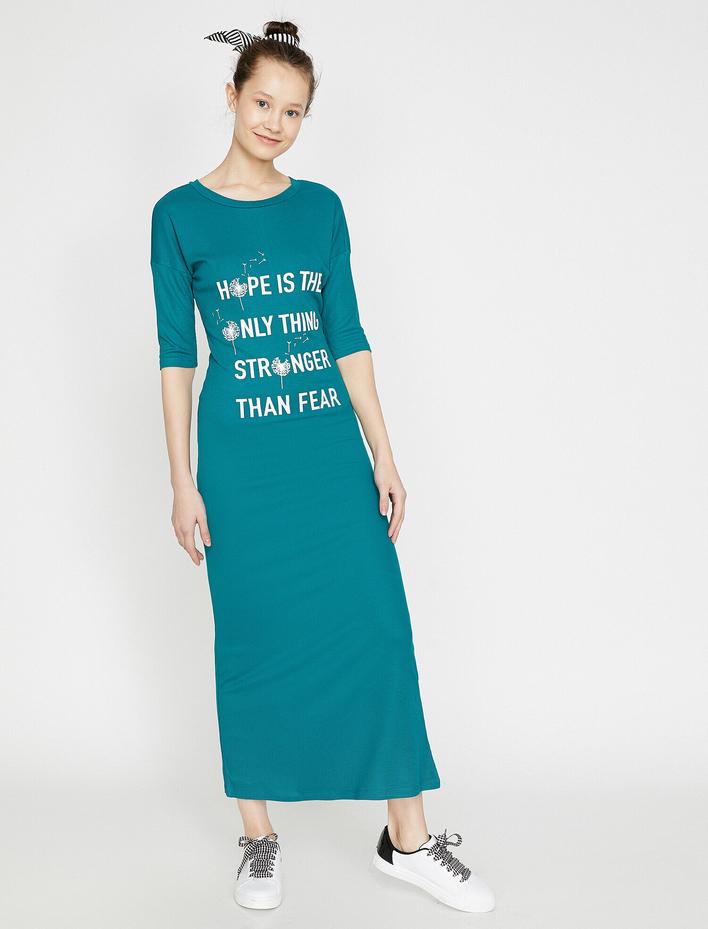  Yazılı Baskılı Elbise