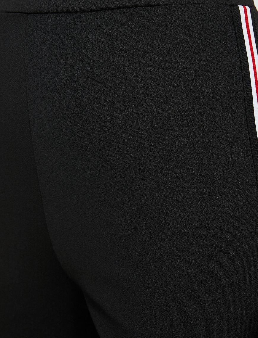   Yazılı Baskılı Pantolon