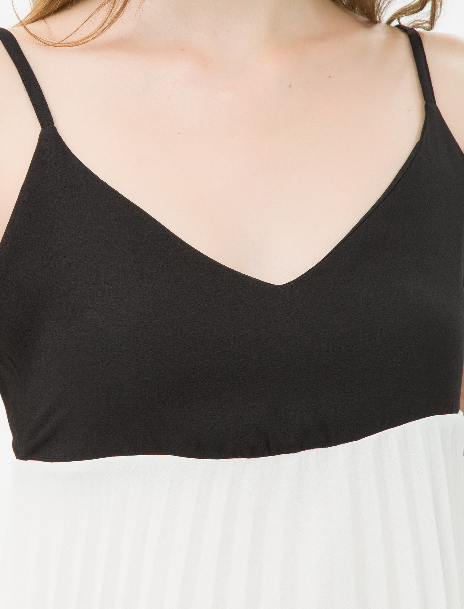   Renk Bloklu Askılı Bluz