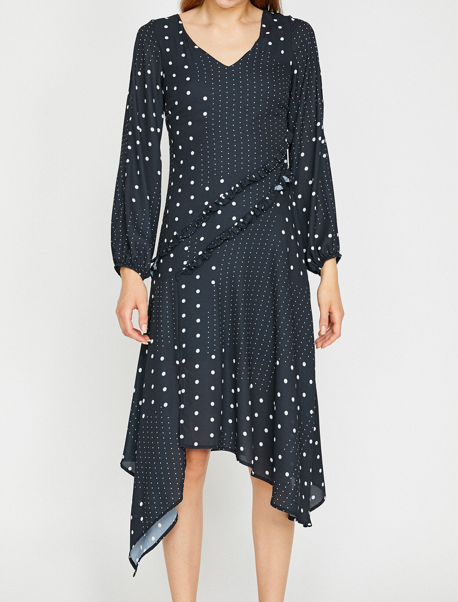   Puantiye Detaylı Elbise