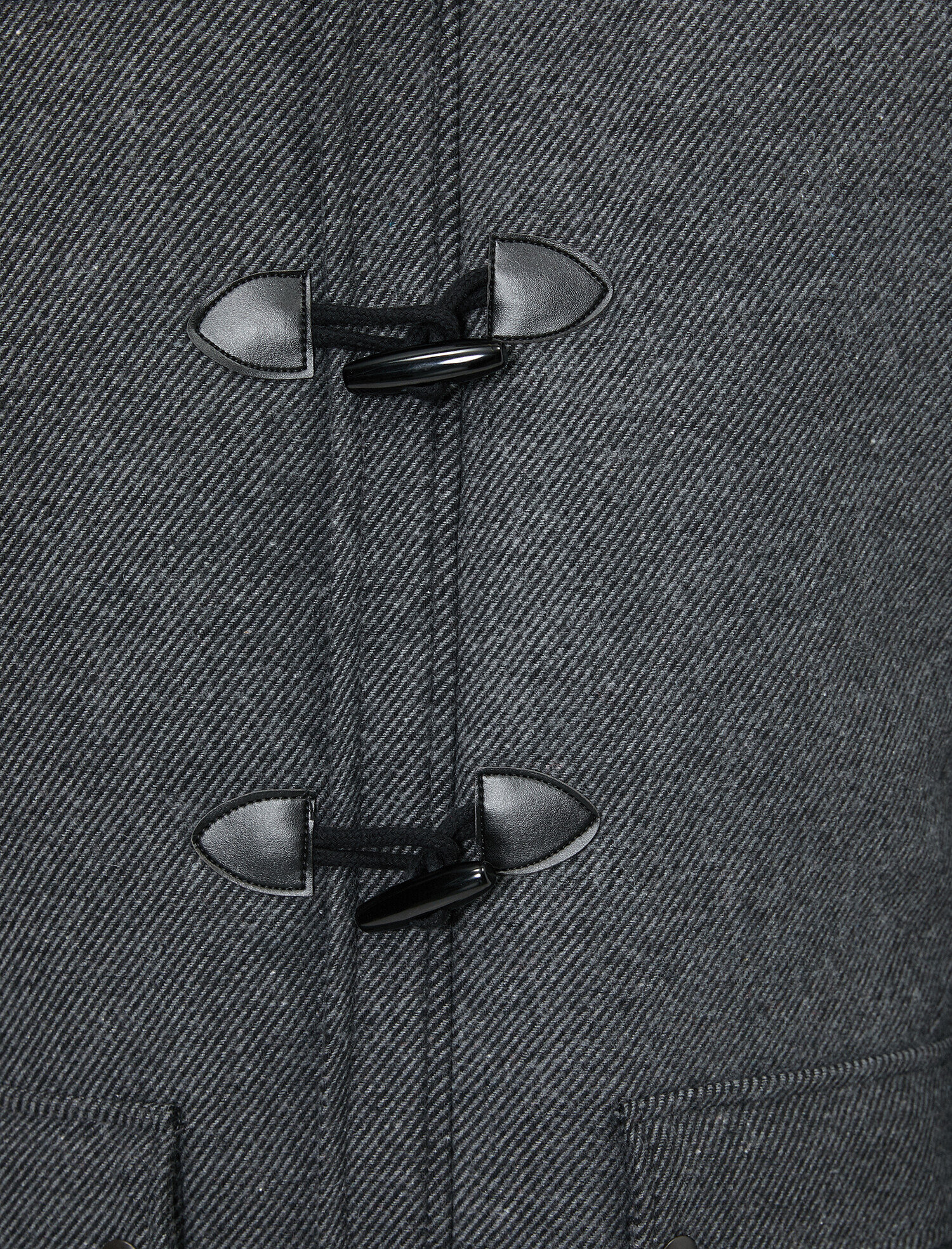   Düğmeli Kapüşonlu Uzun Kollu Kaban