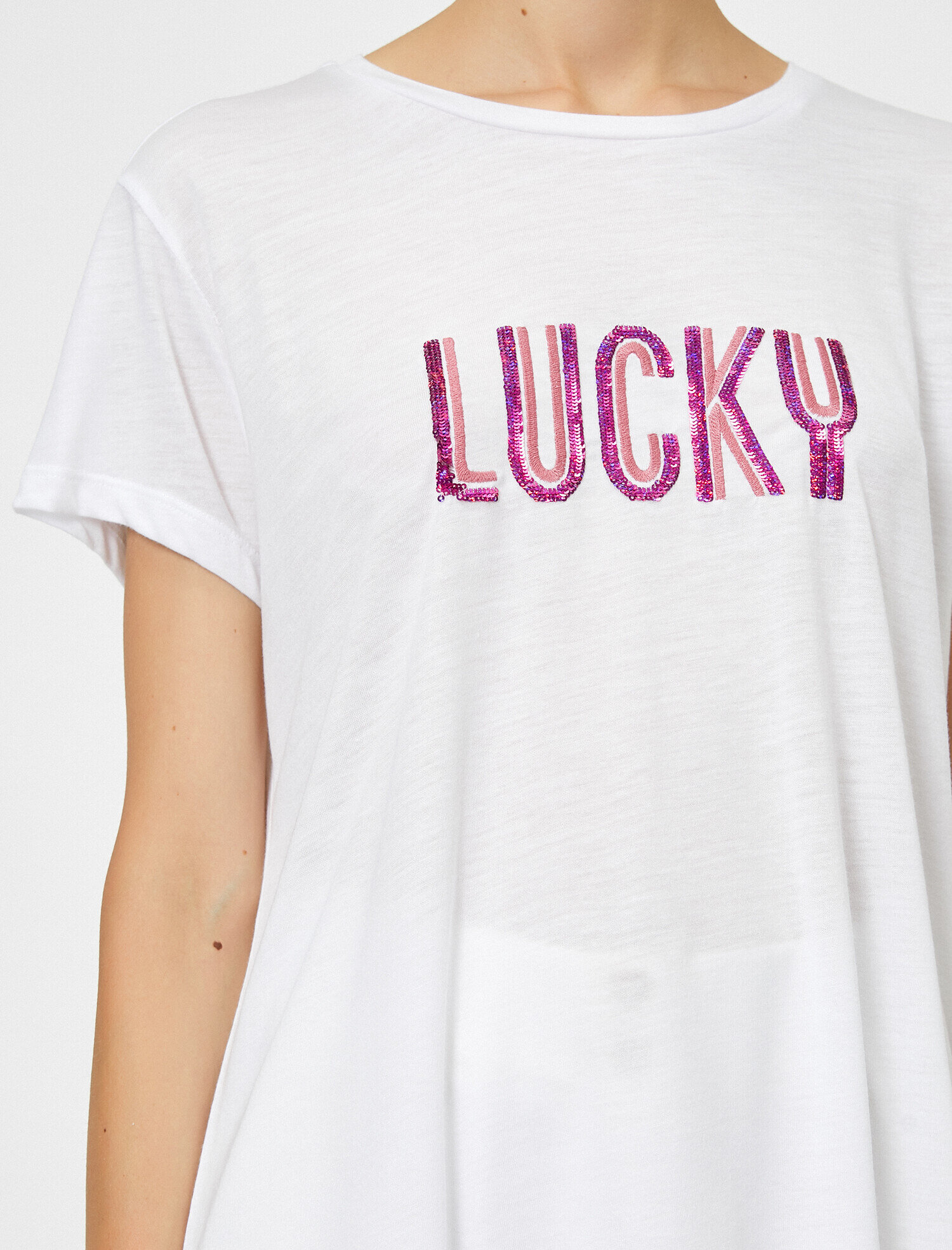   Bisiklet Yaka Yazılı Baskılı Pullu Kısa Kollu Tişört