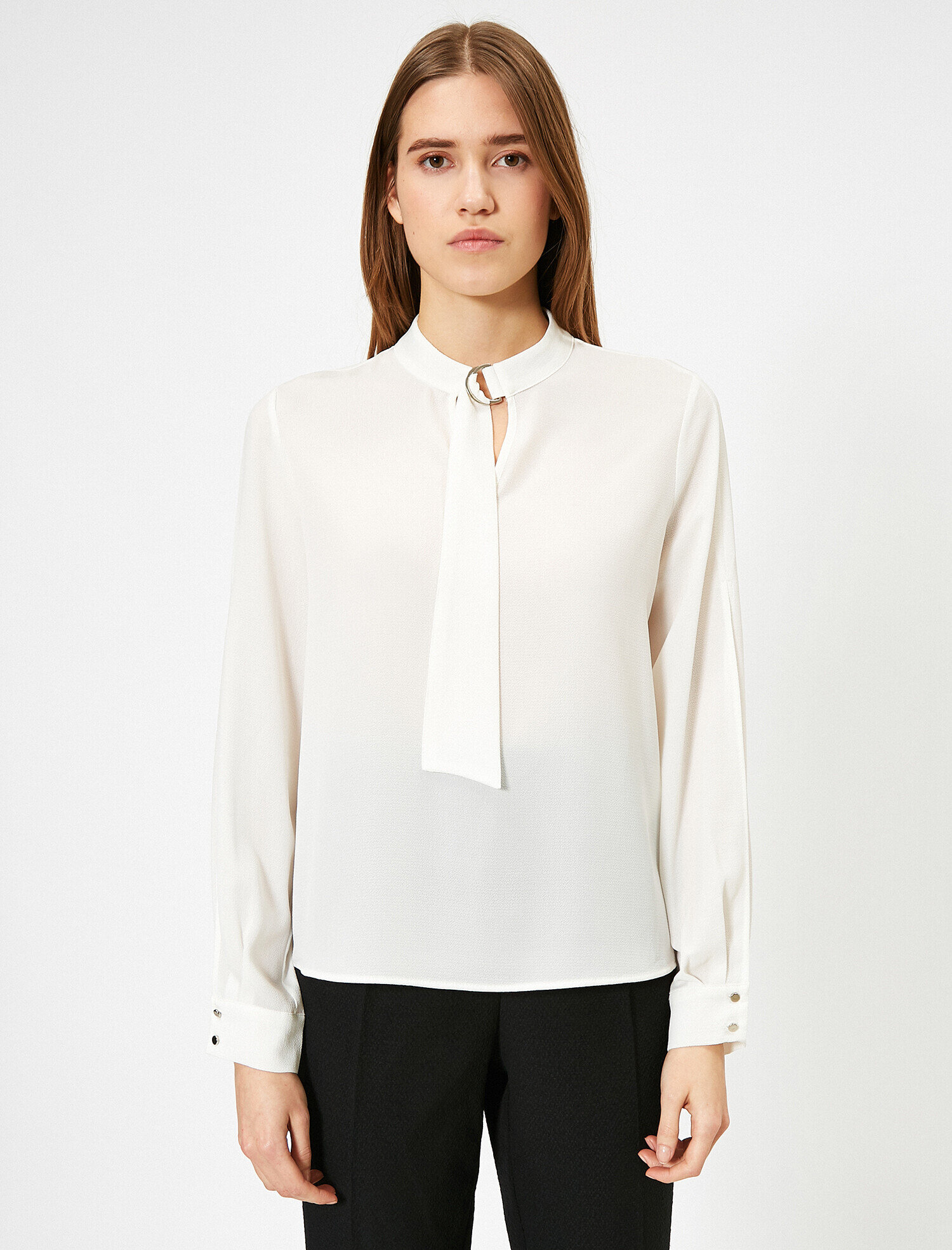   Uzun Kollu Yaka Detaylı Bluz