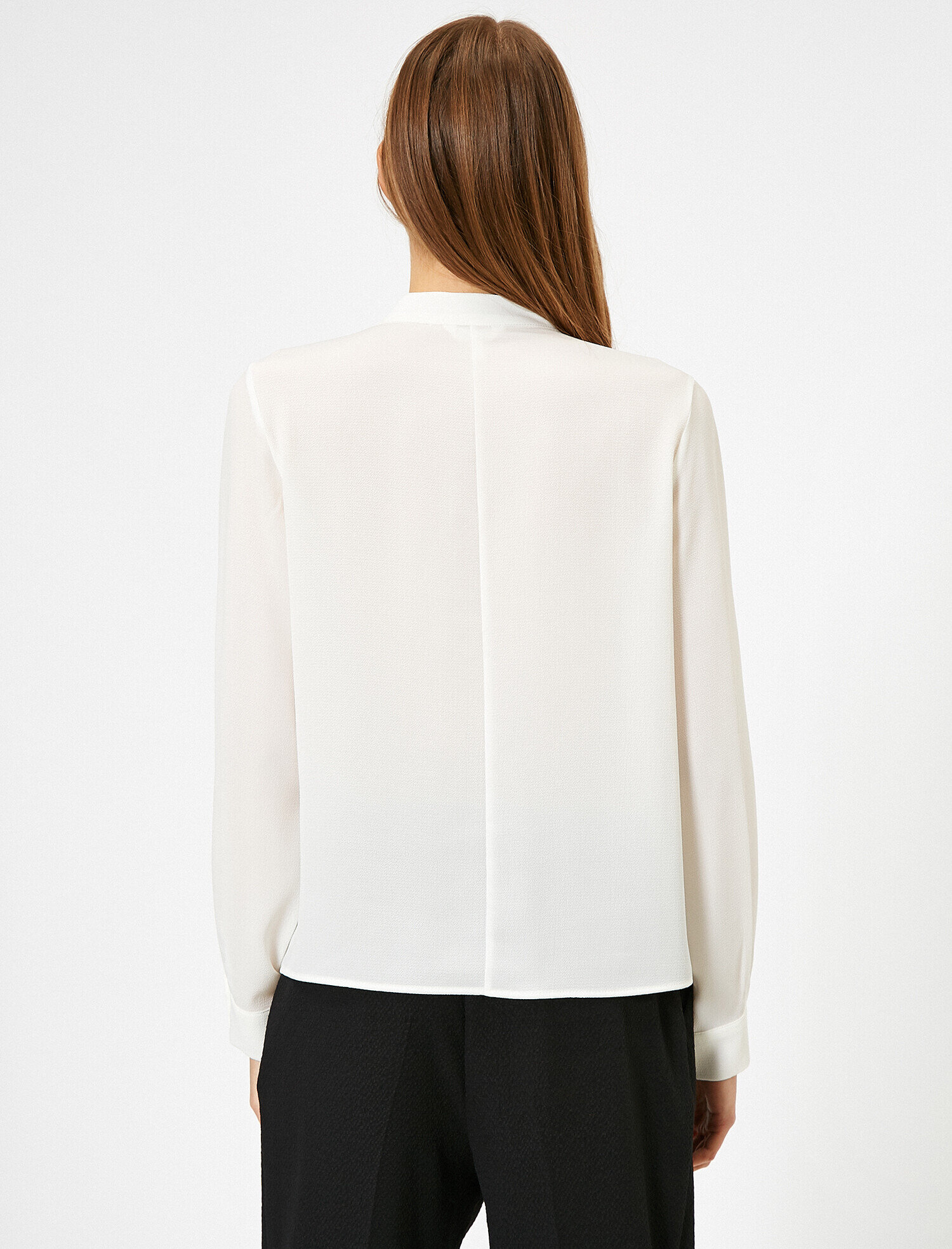   Uzun Kollu Yaka Detaylı Bluz