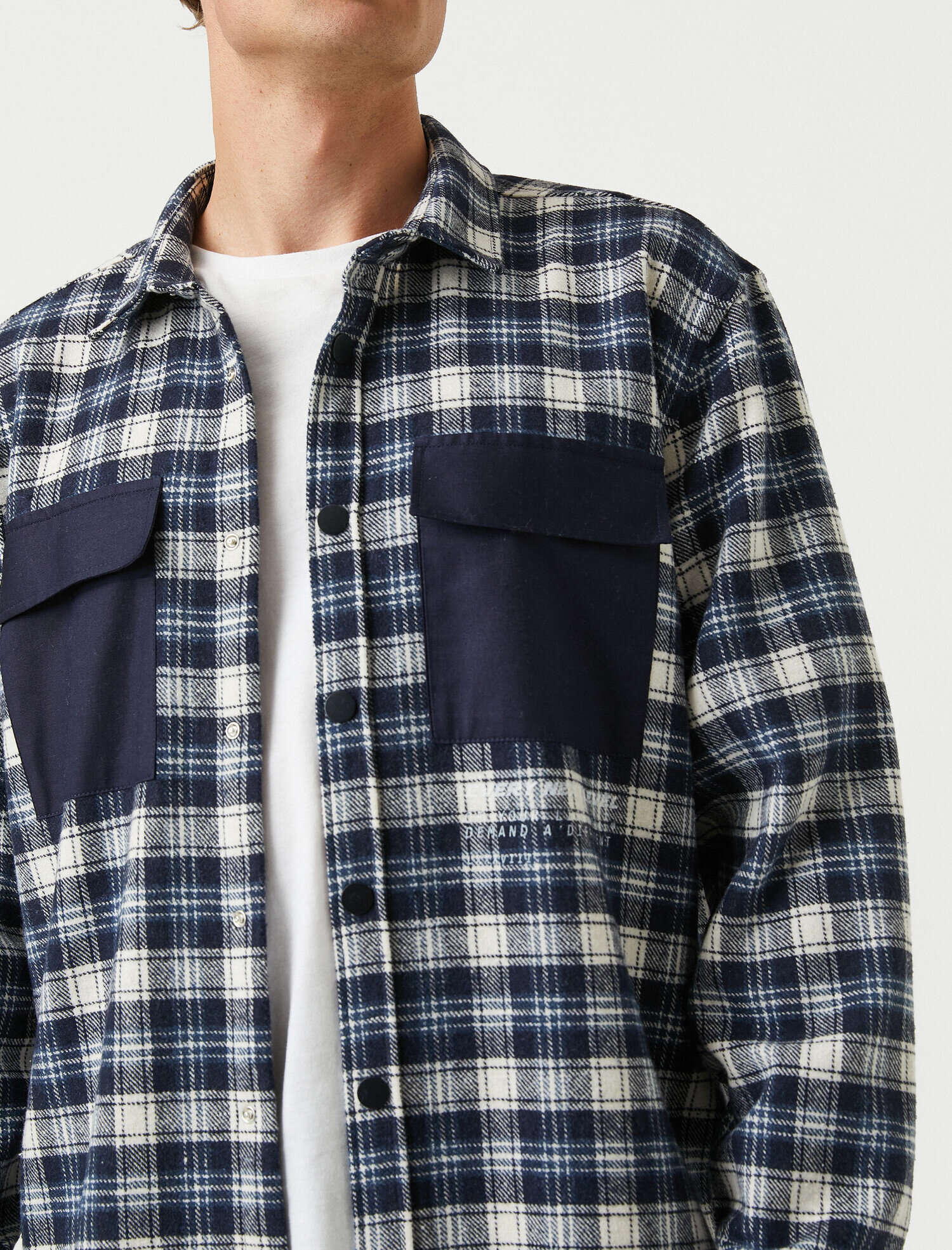   Arkası Baskılı Ekose Gömlek