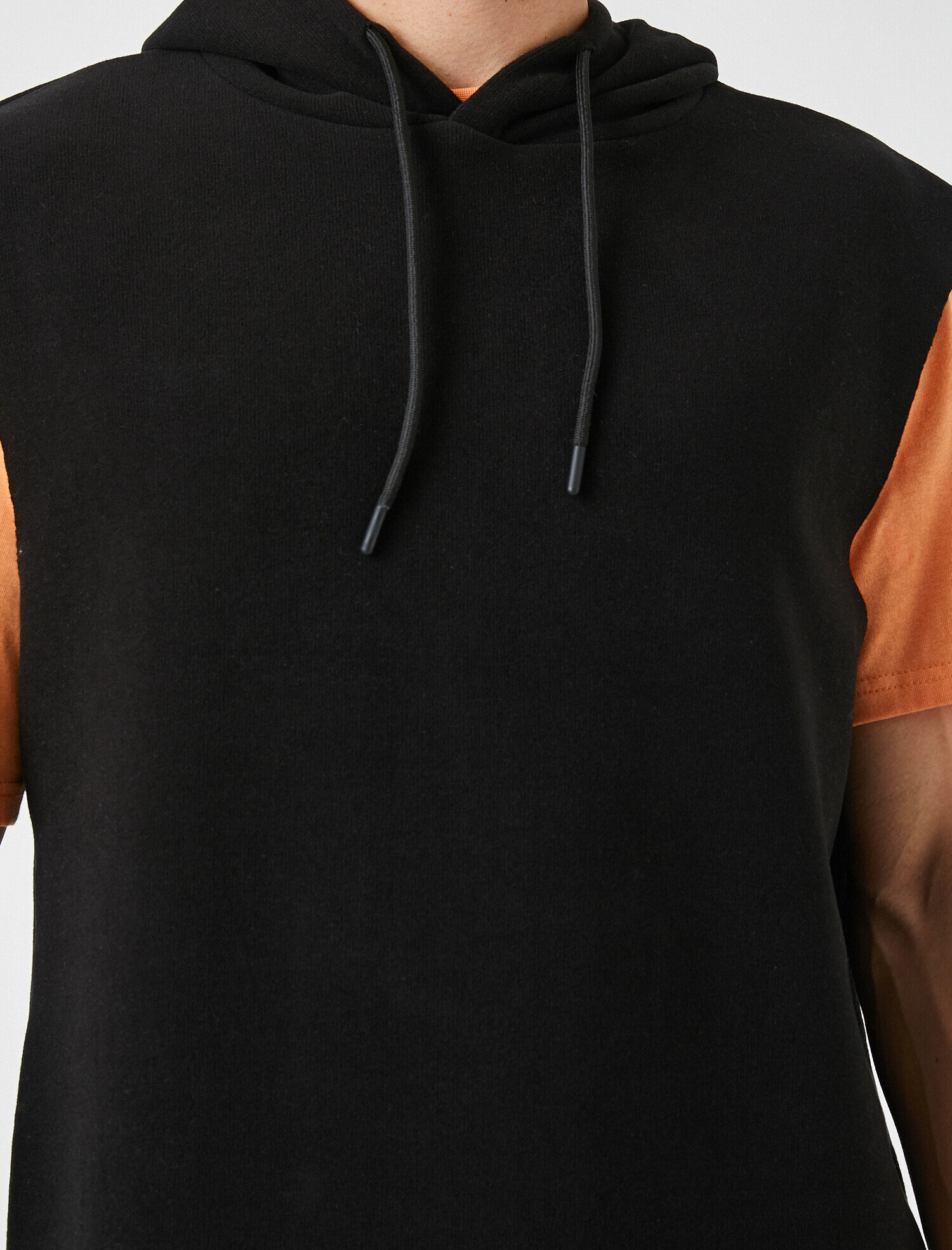 Kapüşonlu Basic Kolsuz Sweatshirt