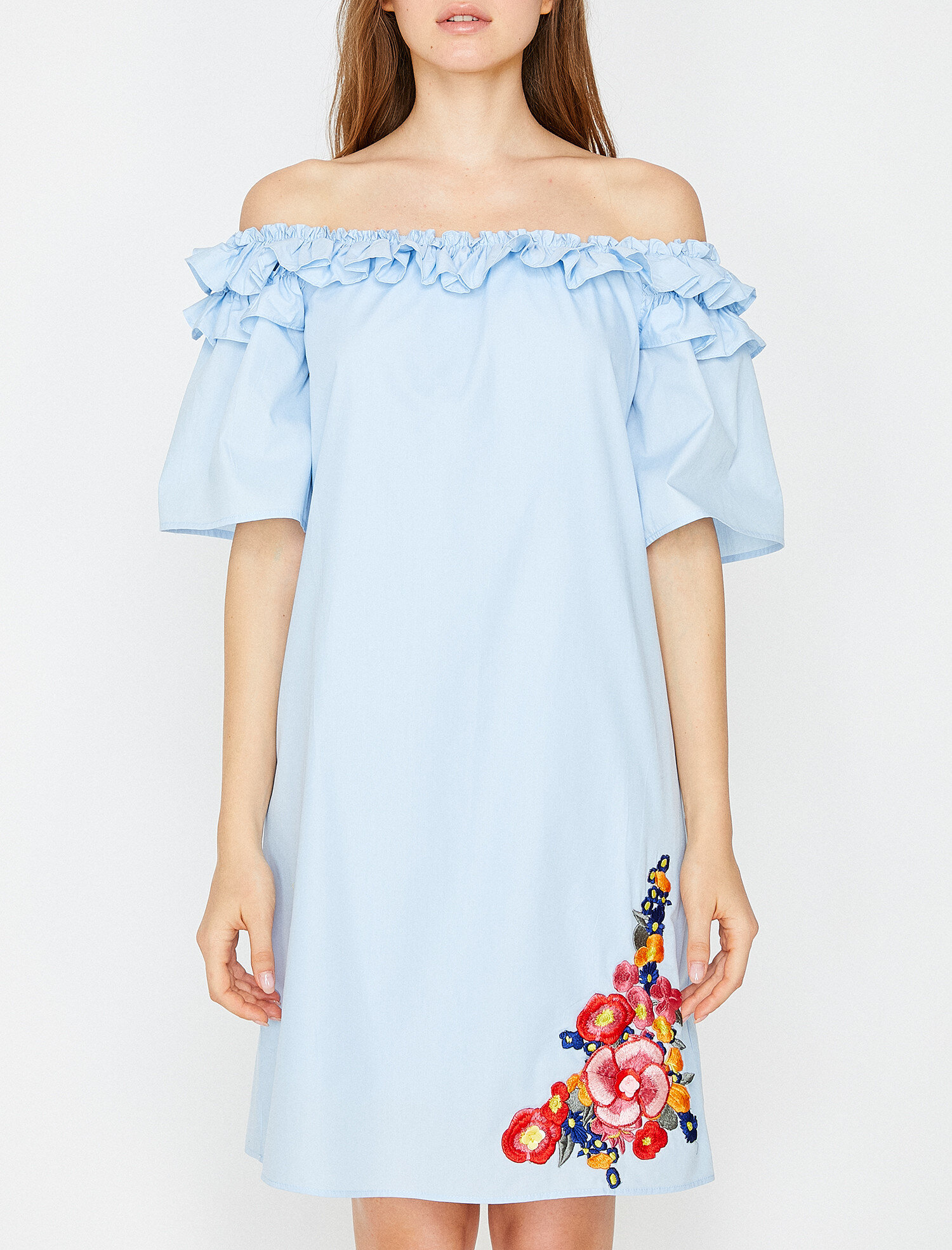   Nakış Detaylı Elbise