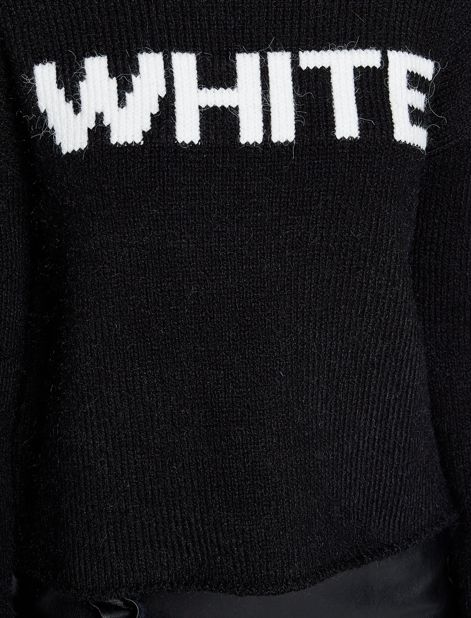   Yazılı Baskılı Triko Kazak