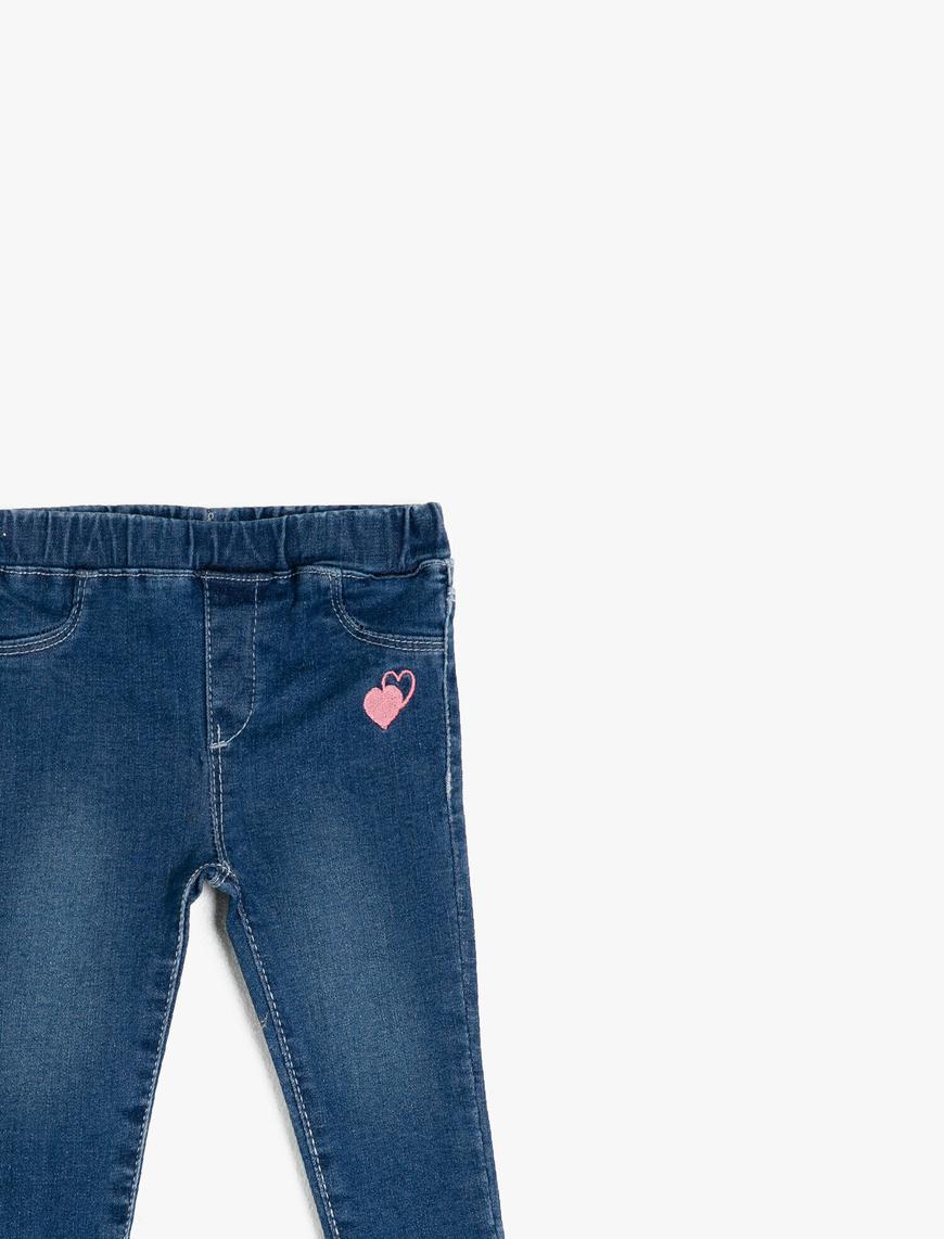  Kız Bebek Kalp Detaylı Kot Pantolon