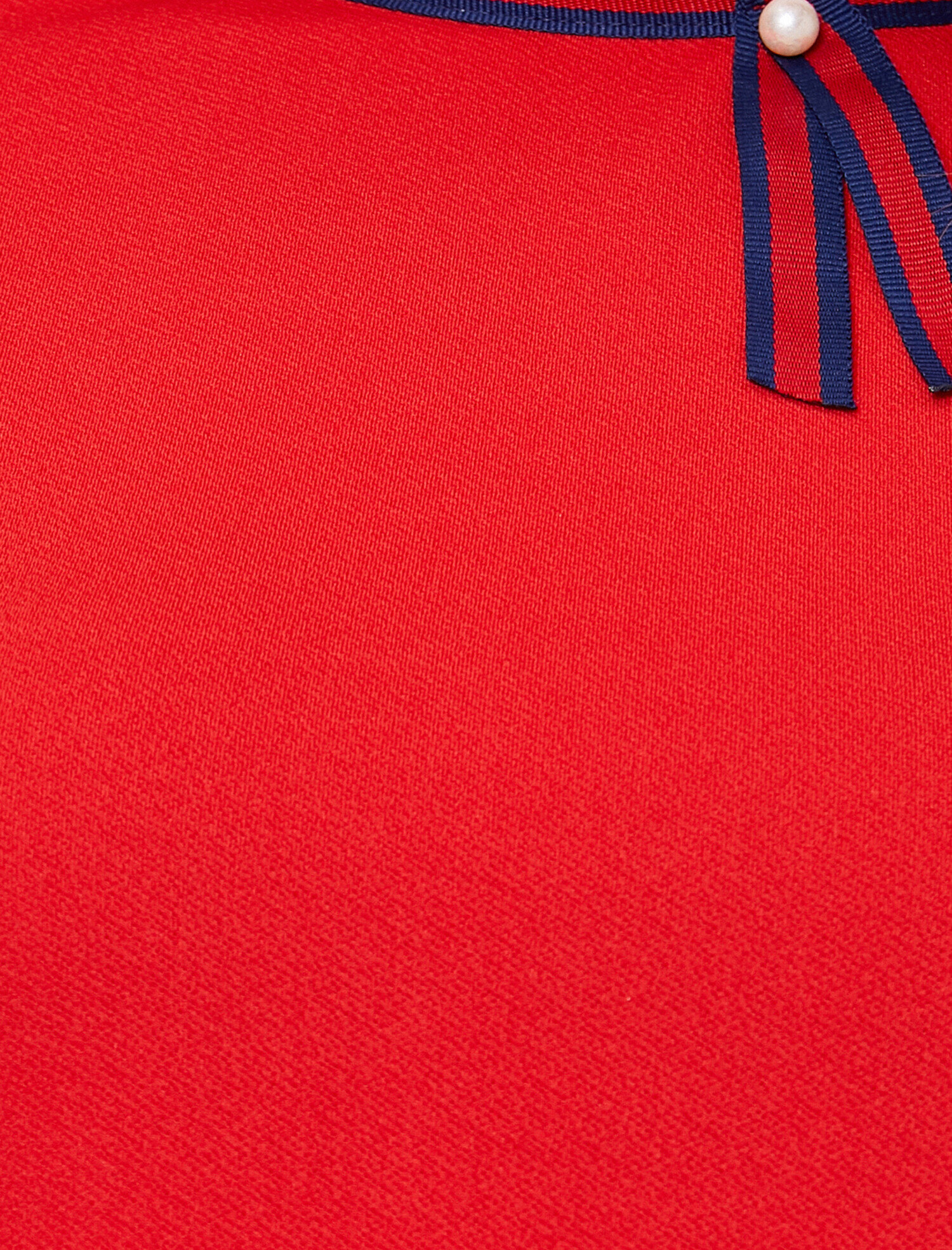   İnci Detaylı T-Shirt