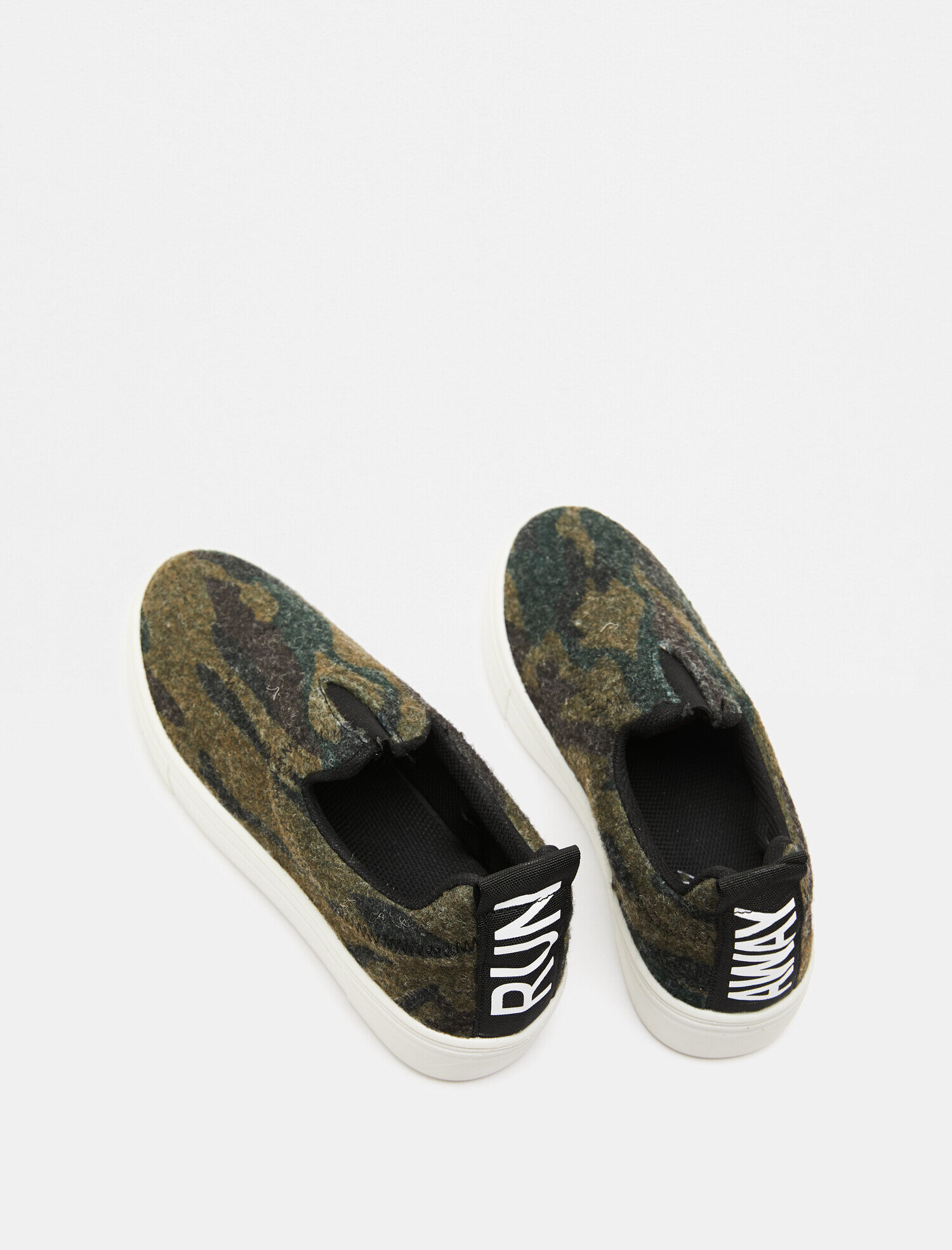  Kadın Bağcıksız Ayakkabı