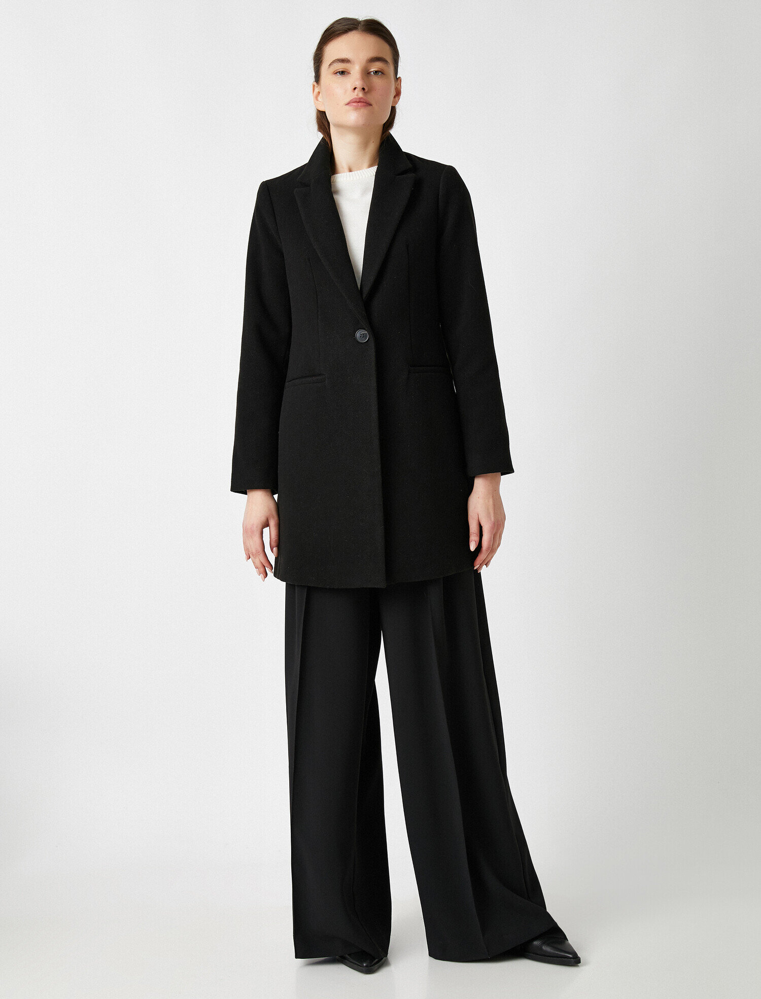   Düğmeli Kaşe Kaban