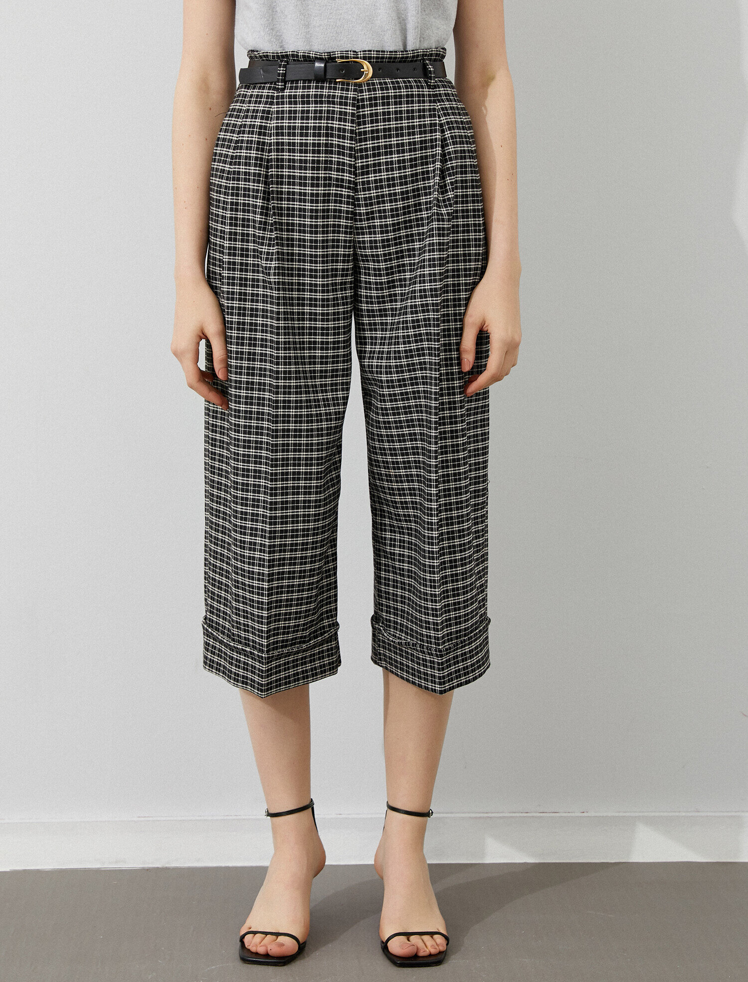   Kareli Kısa Pantolon