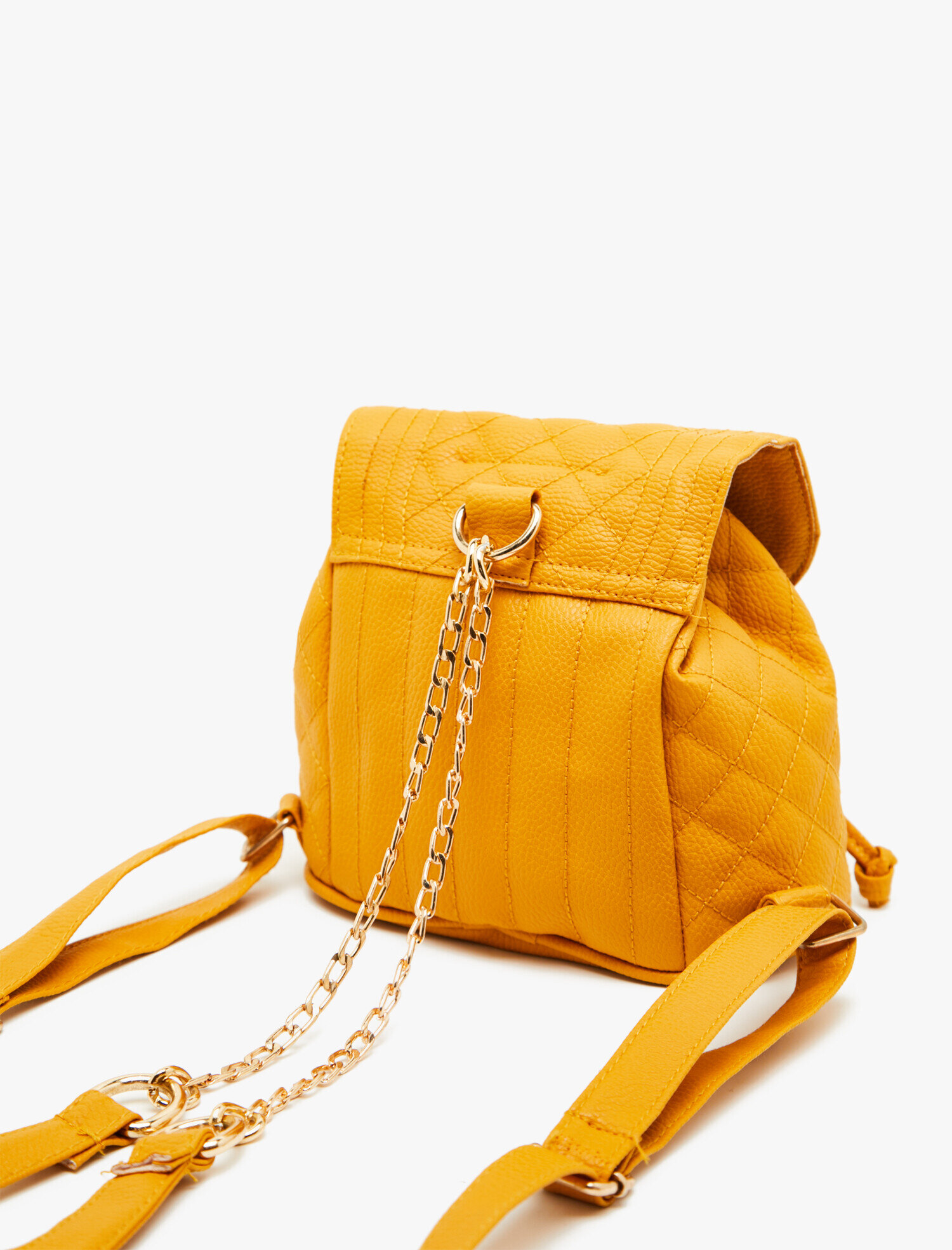  Kadın Deri Görünümlü Sırt Çantası