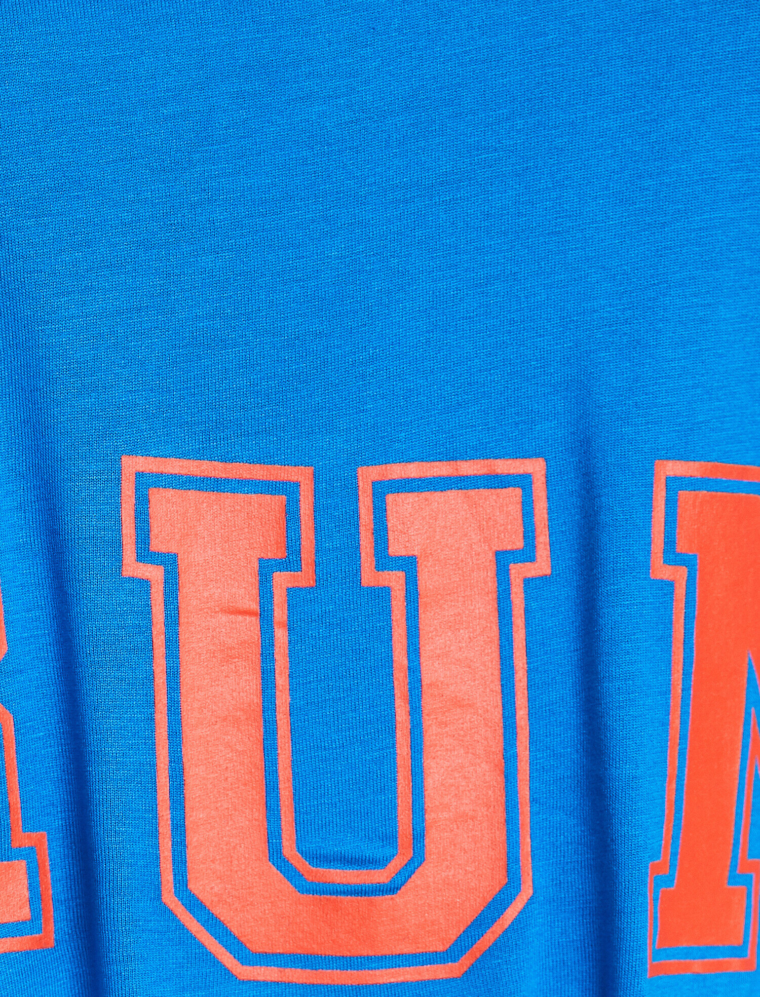   Yazı Baskılı Atlet