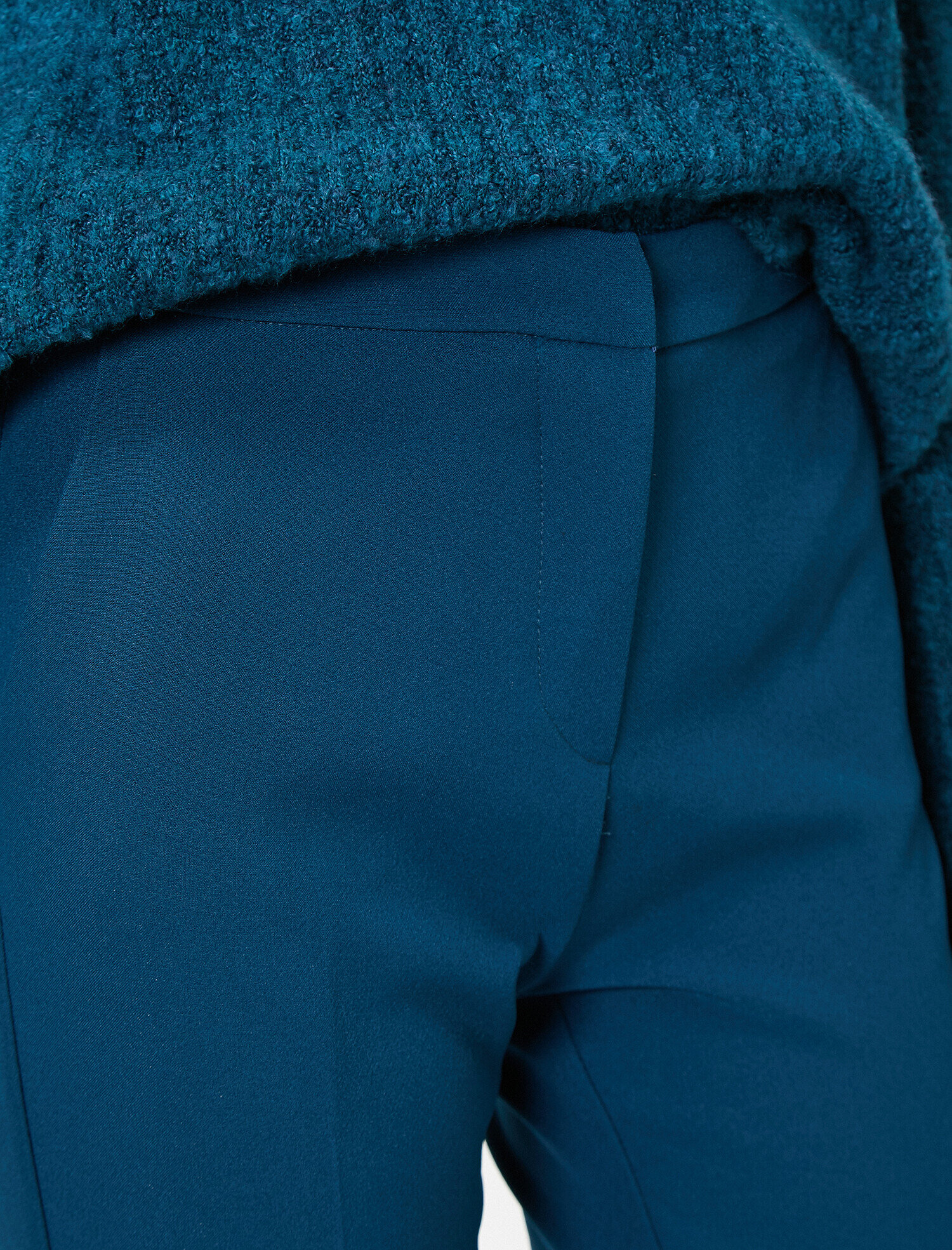 Düğme Detaylı Pantolon