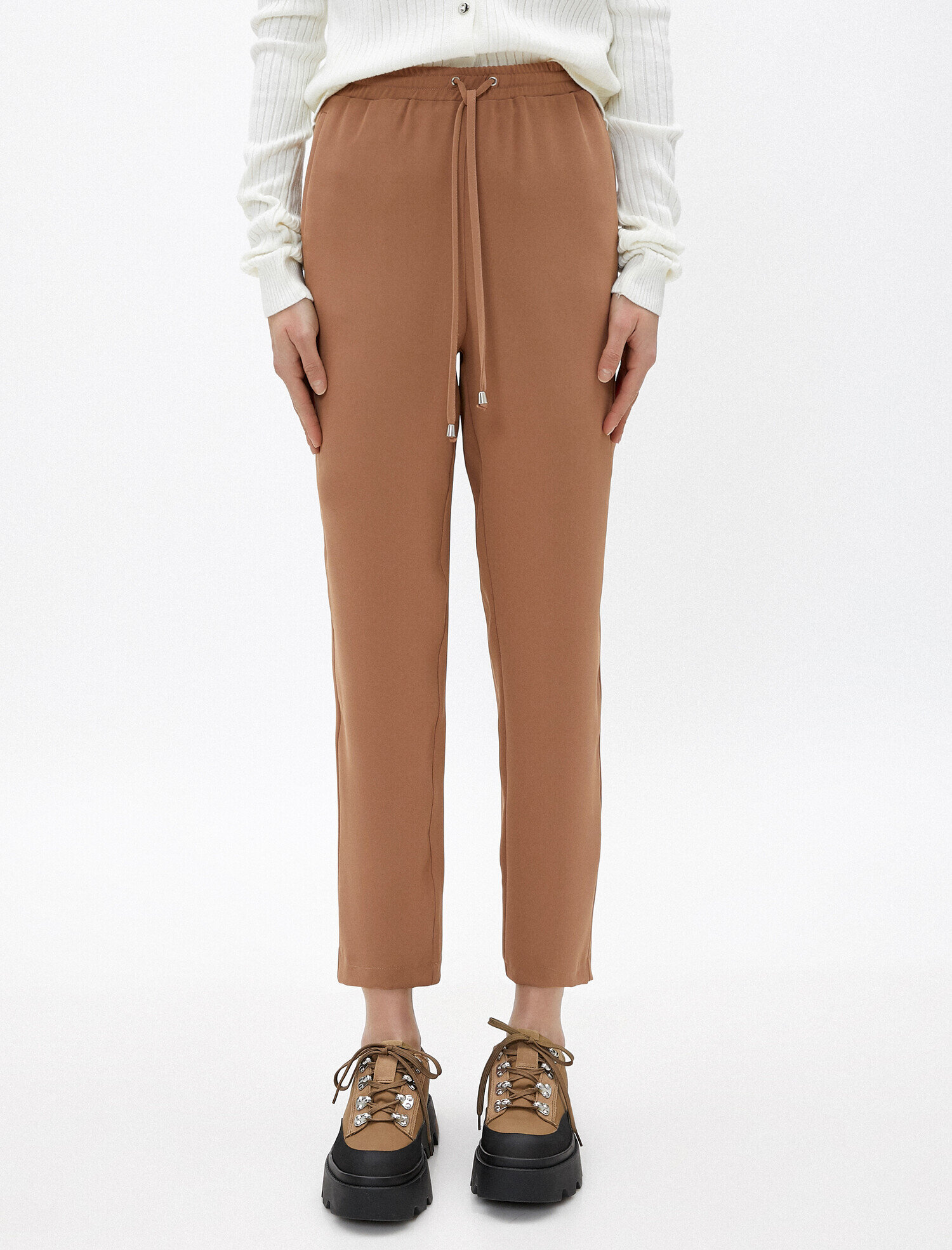   Beli Bağlama Detaylı Pantolon