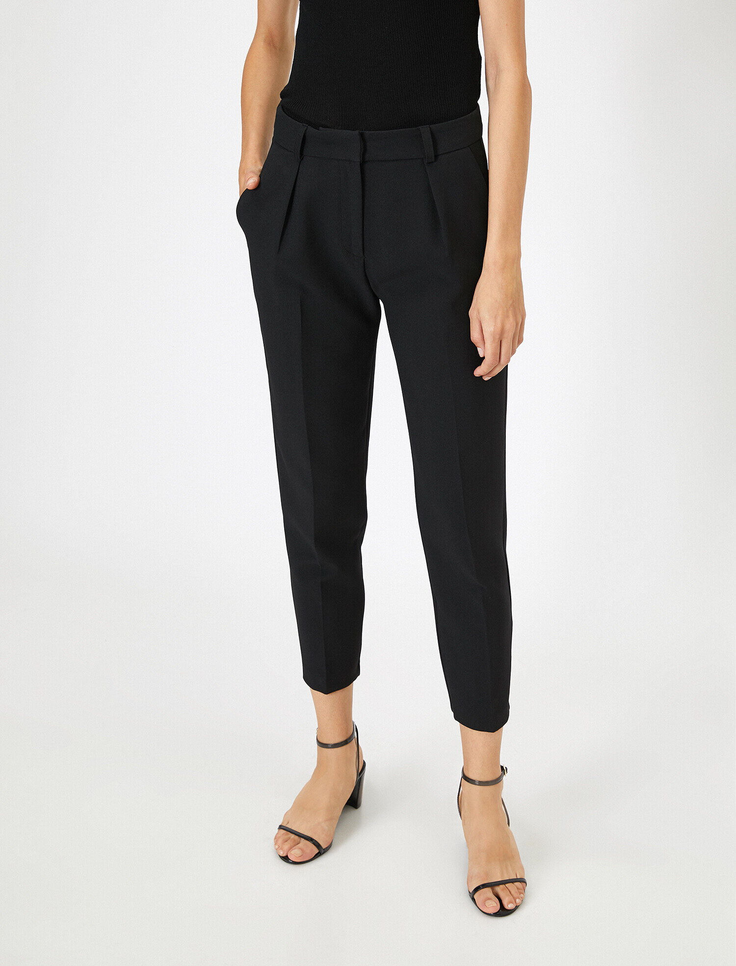   Cep Detaylı Pantolon