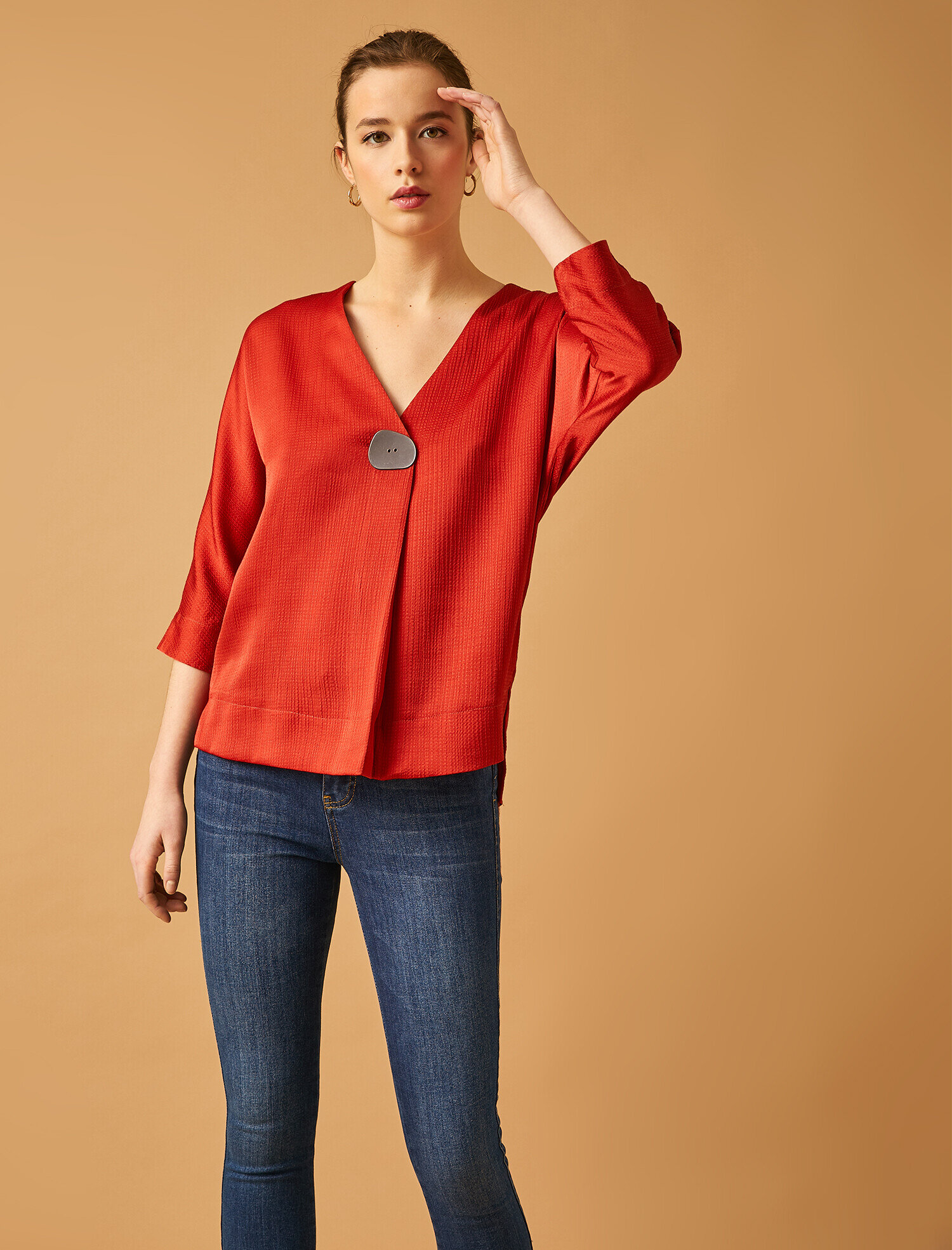   Düğme Detaylı Bluz