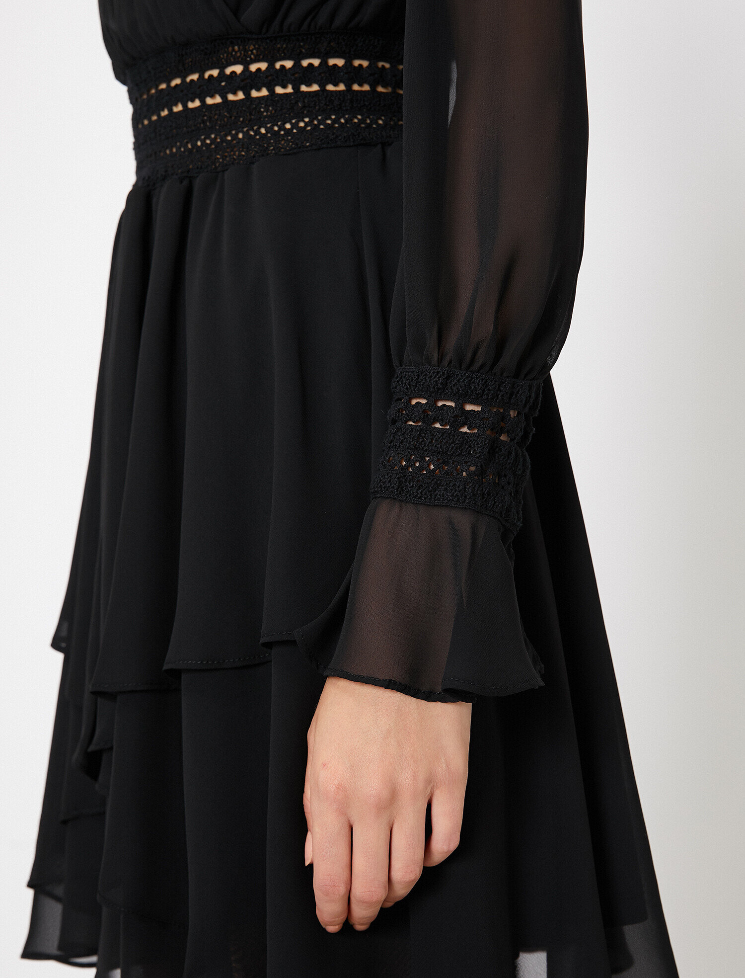   Dantel Detaylı Abiye Elbise