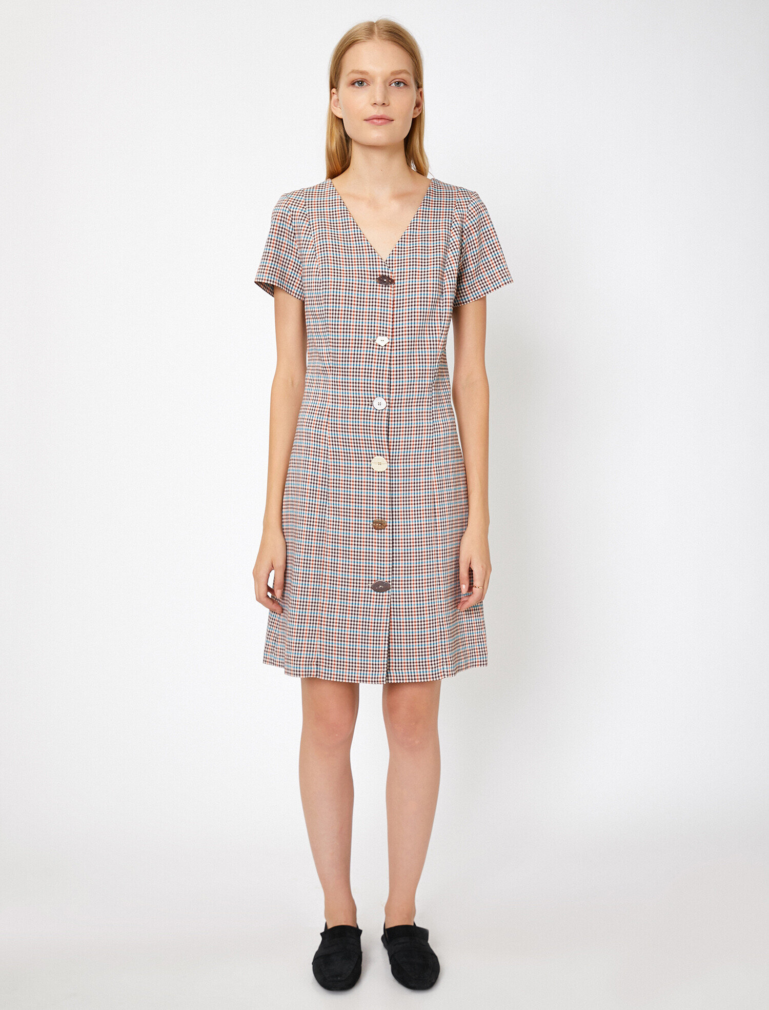   Düğme Detaylı Elbise