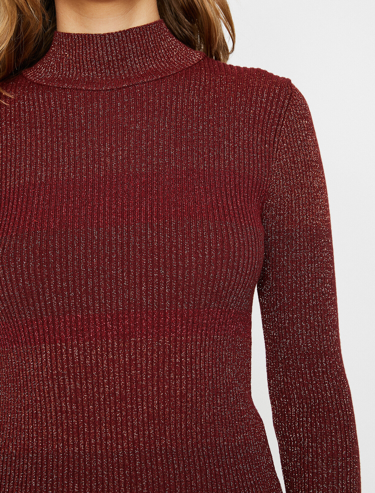   Yüksek Yaka Triko Kazak