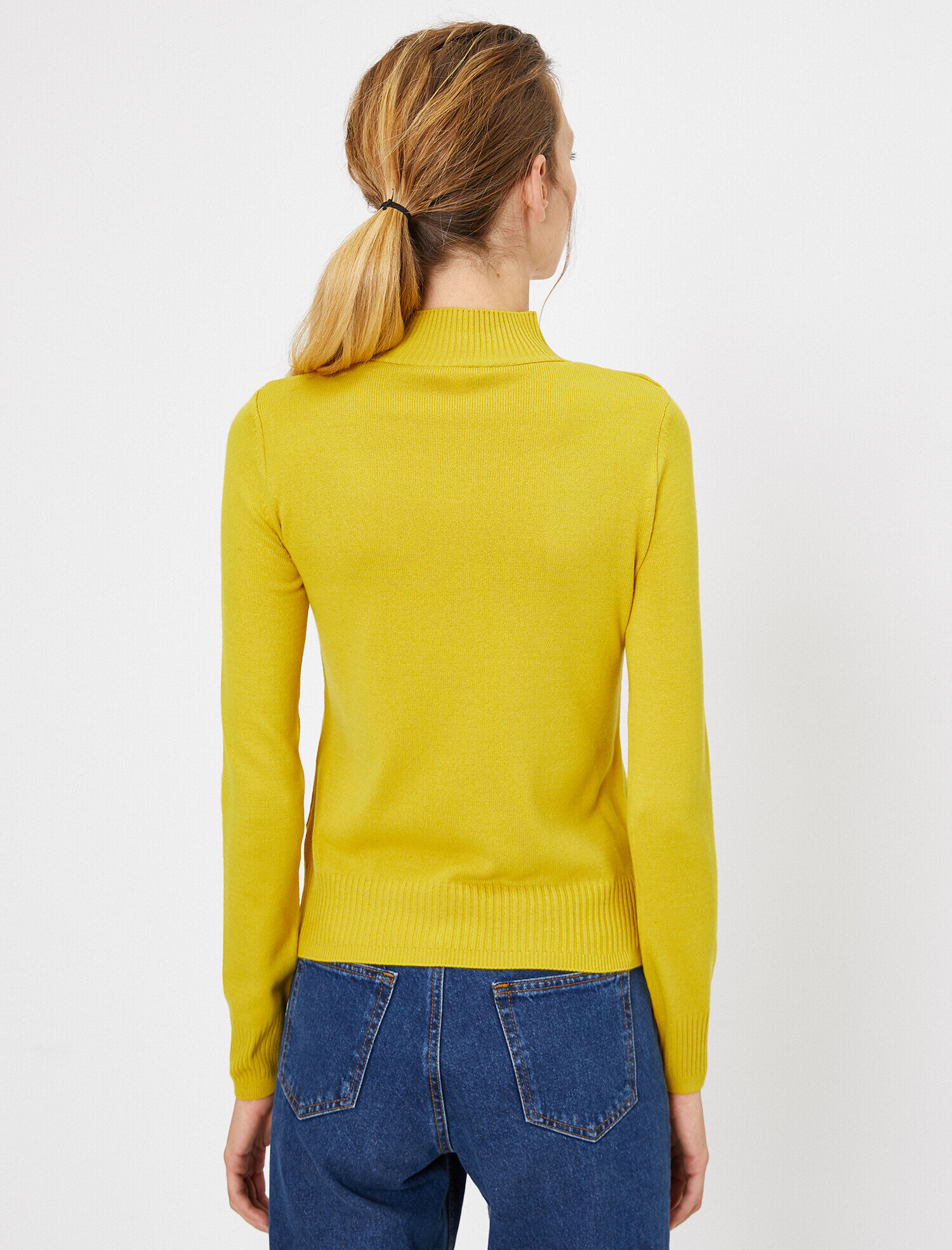   Boğazlı Triko Kazak