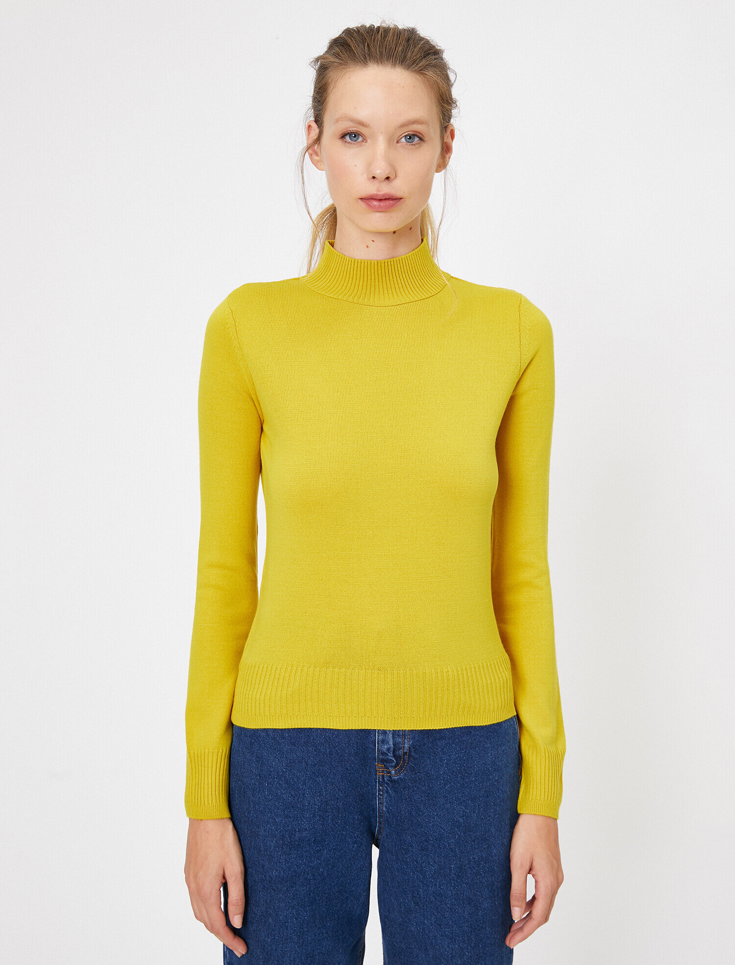   Boğazlı Triko Kazak