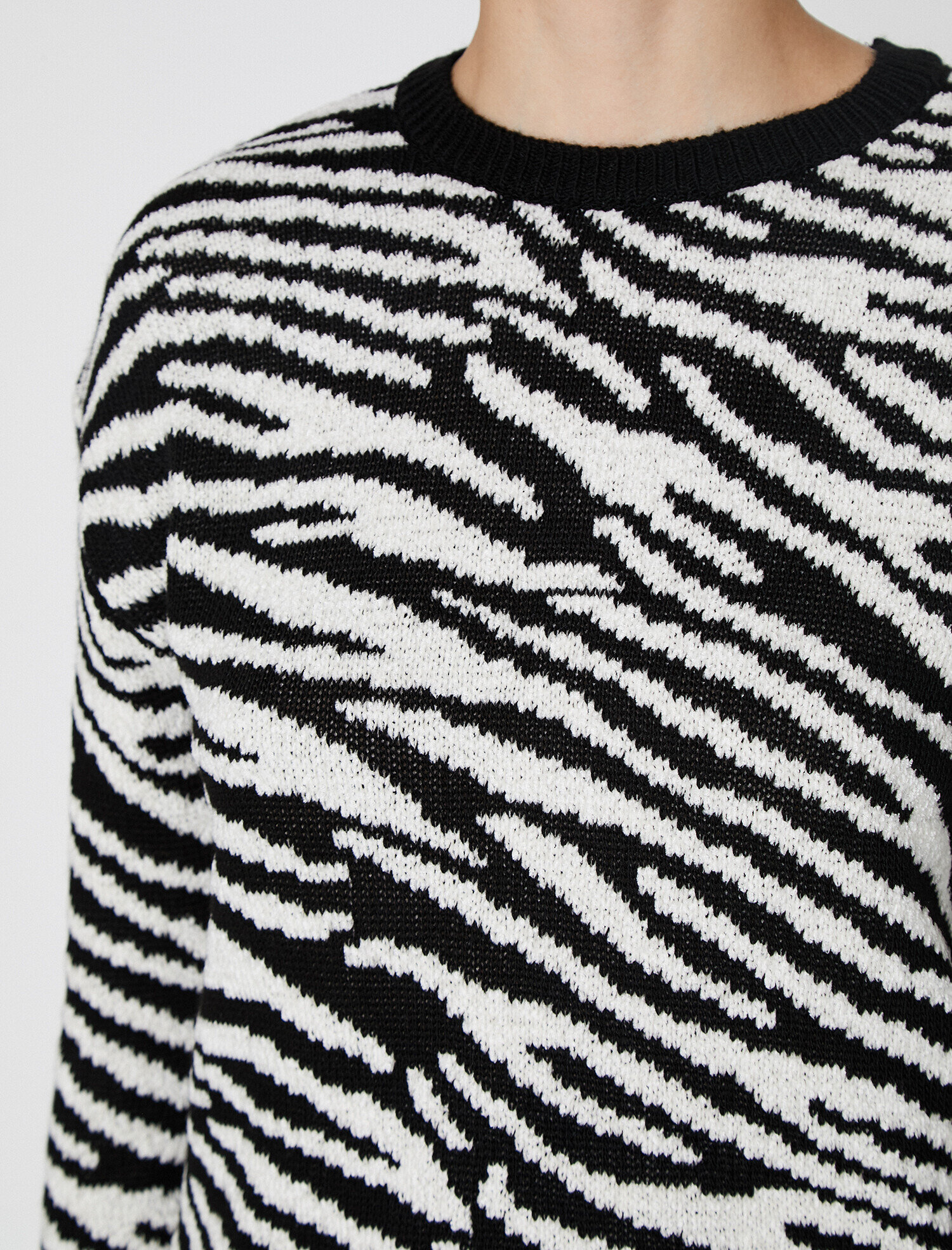   Zebra Desenli Triko Kazak