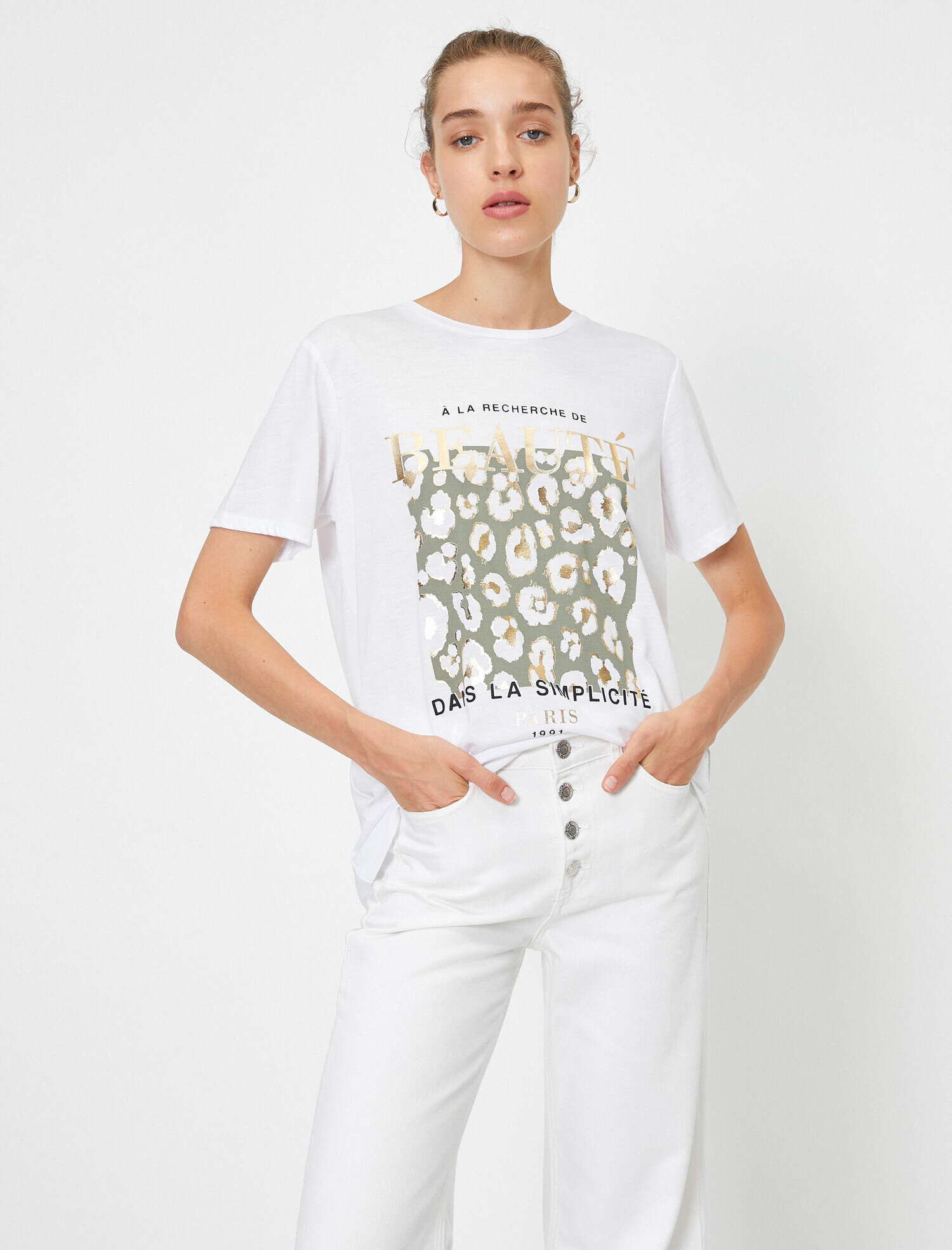   Leopar Baskı Detaylı Geniş Kalıp Bisiklet Yaka Tişört