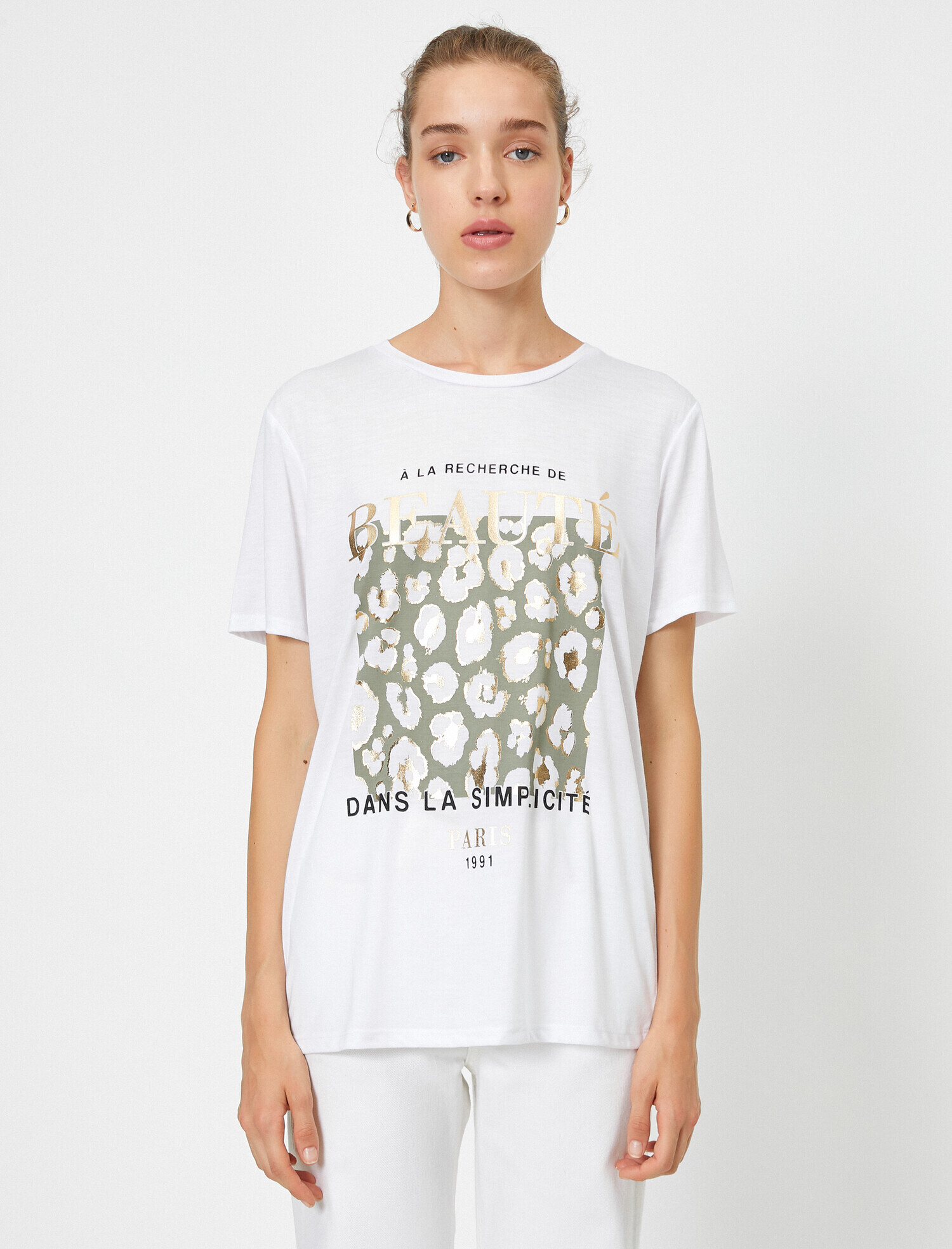   Leopar Baskı Detaylı Geniş Kalıp Bisiklet Yaka Tişört