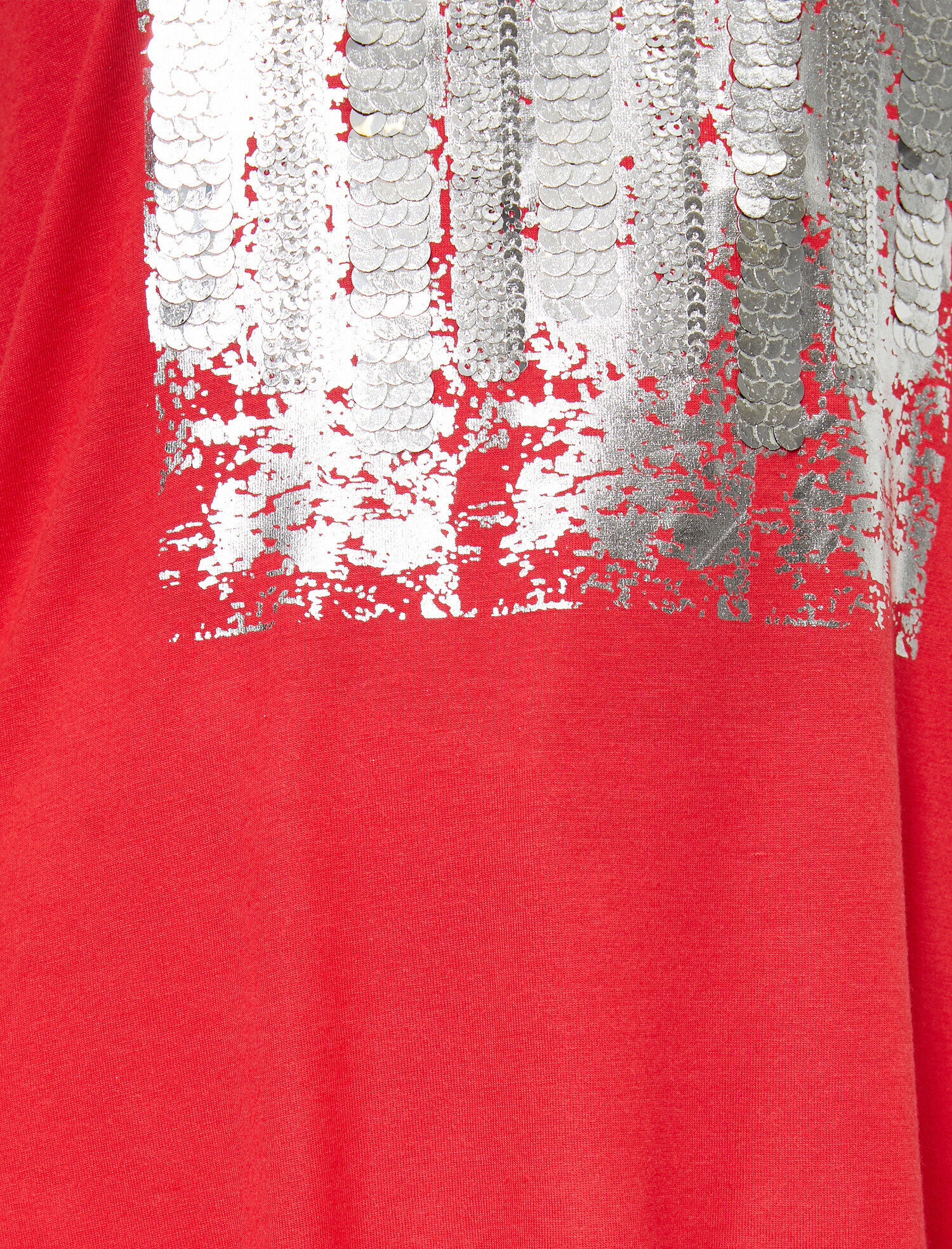   Pul Detaylı Kısa Kollu Tişört