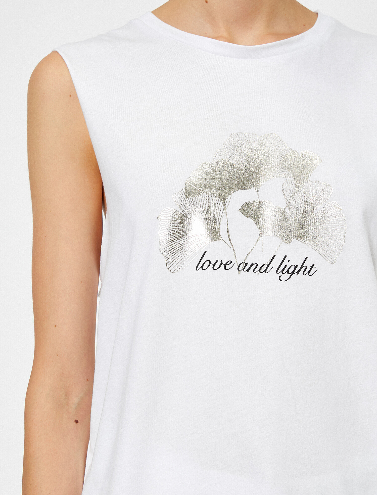   Skirtly Yours Styled by Melis Ağazat - Yazılı Baskılı Tişört