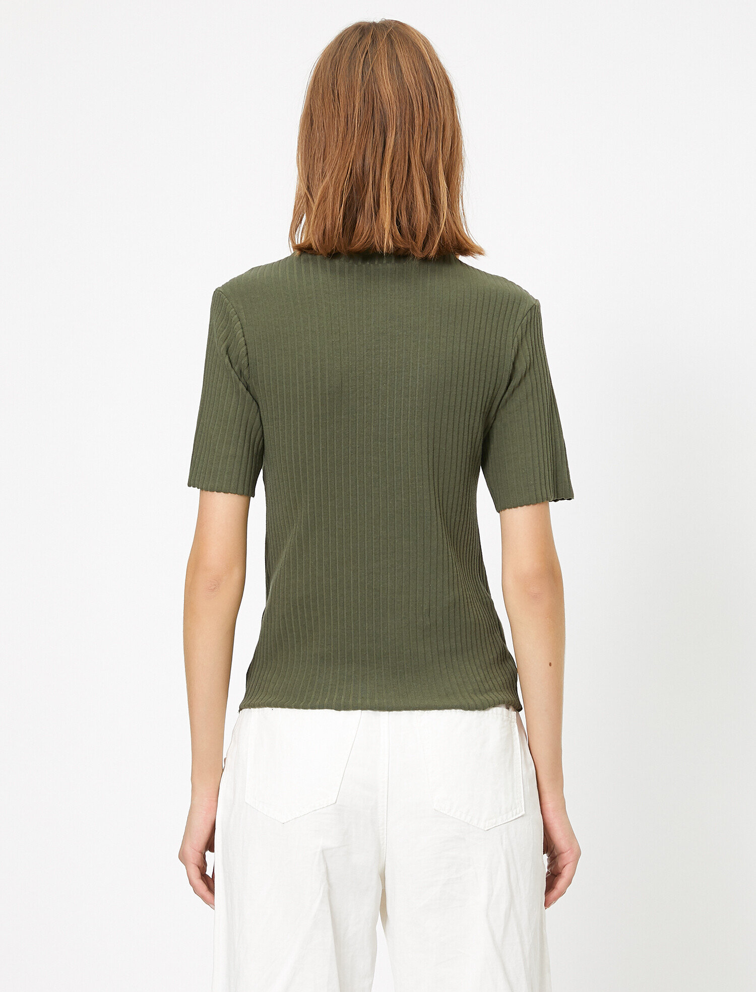   Düğme Detaylı Kısa Kollu Tişört