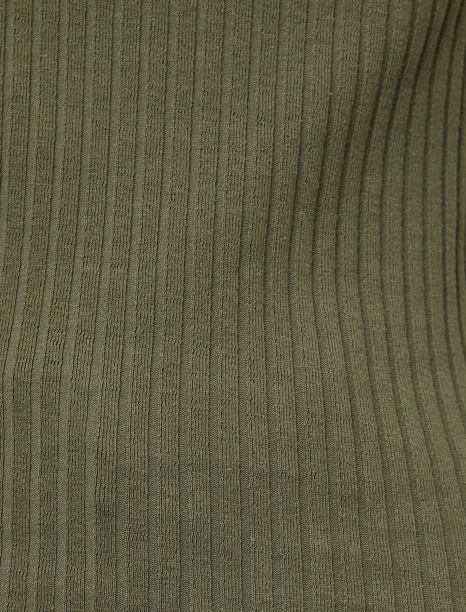   Düğme Detaylı Kısa Kollu Tişört