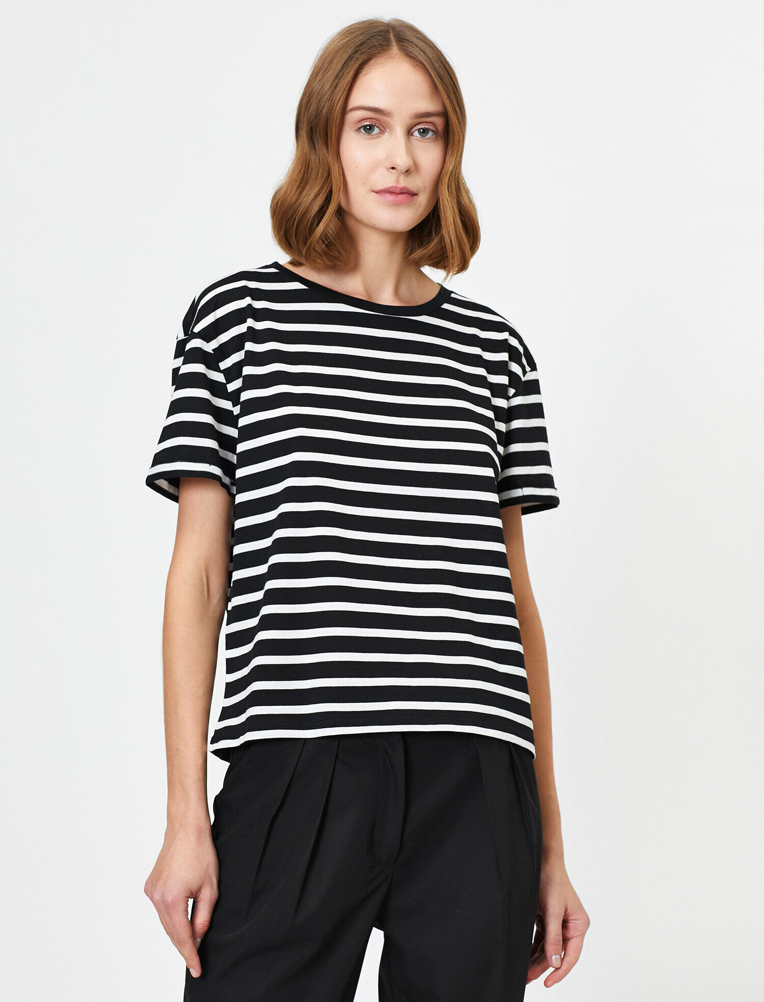   Bol Kesim Çizgili Tişört