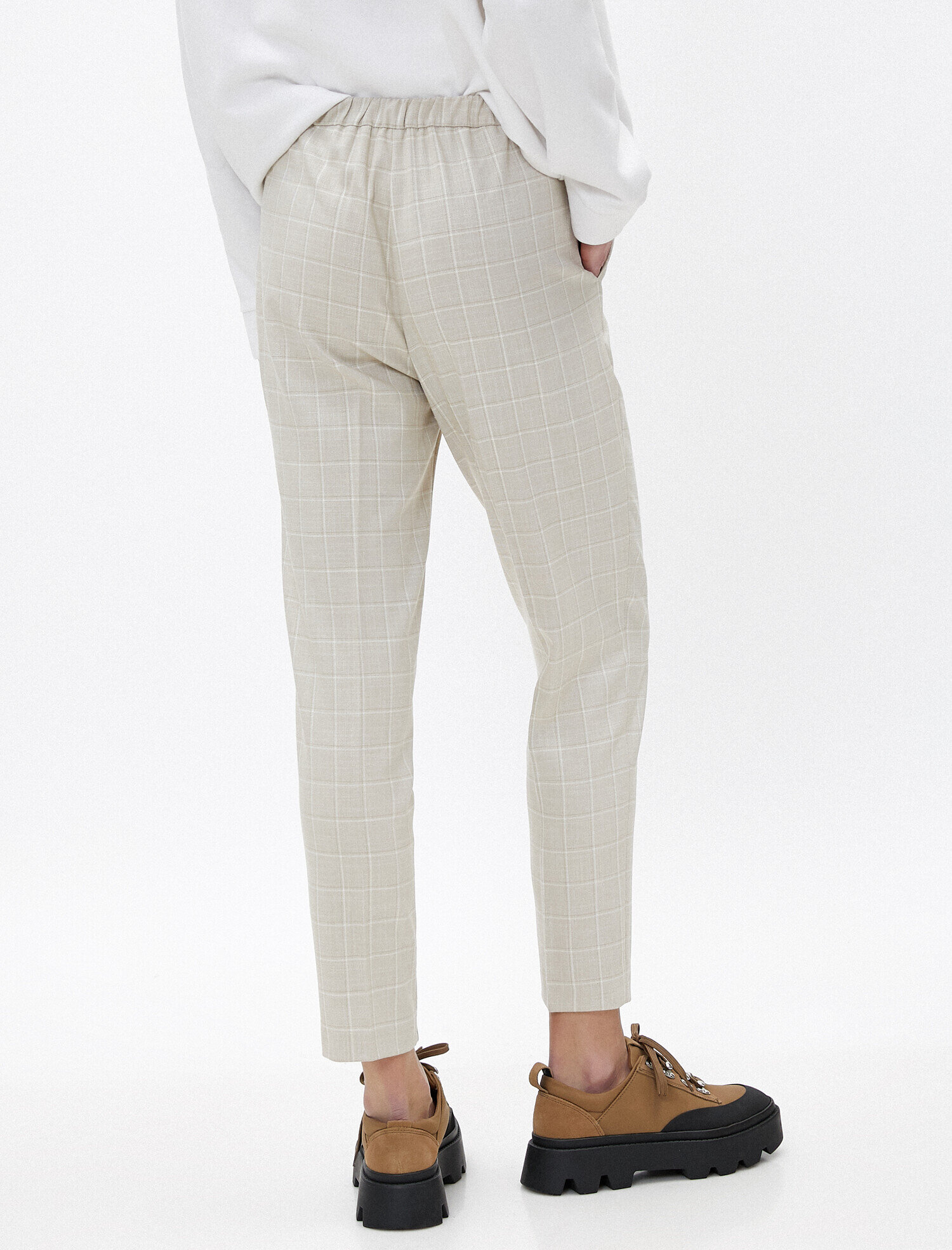   Kareli Pilili Havuç Pantolon