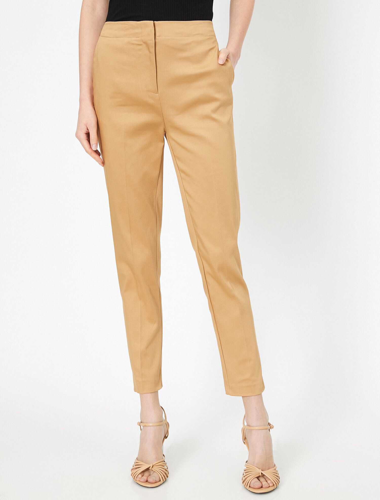   Cep Detaylı Basic Pantolon