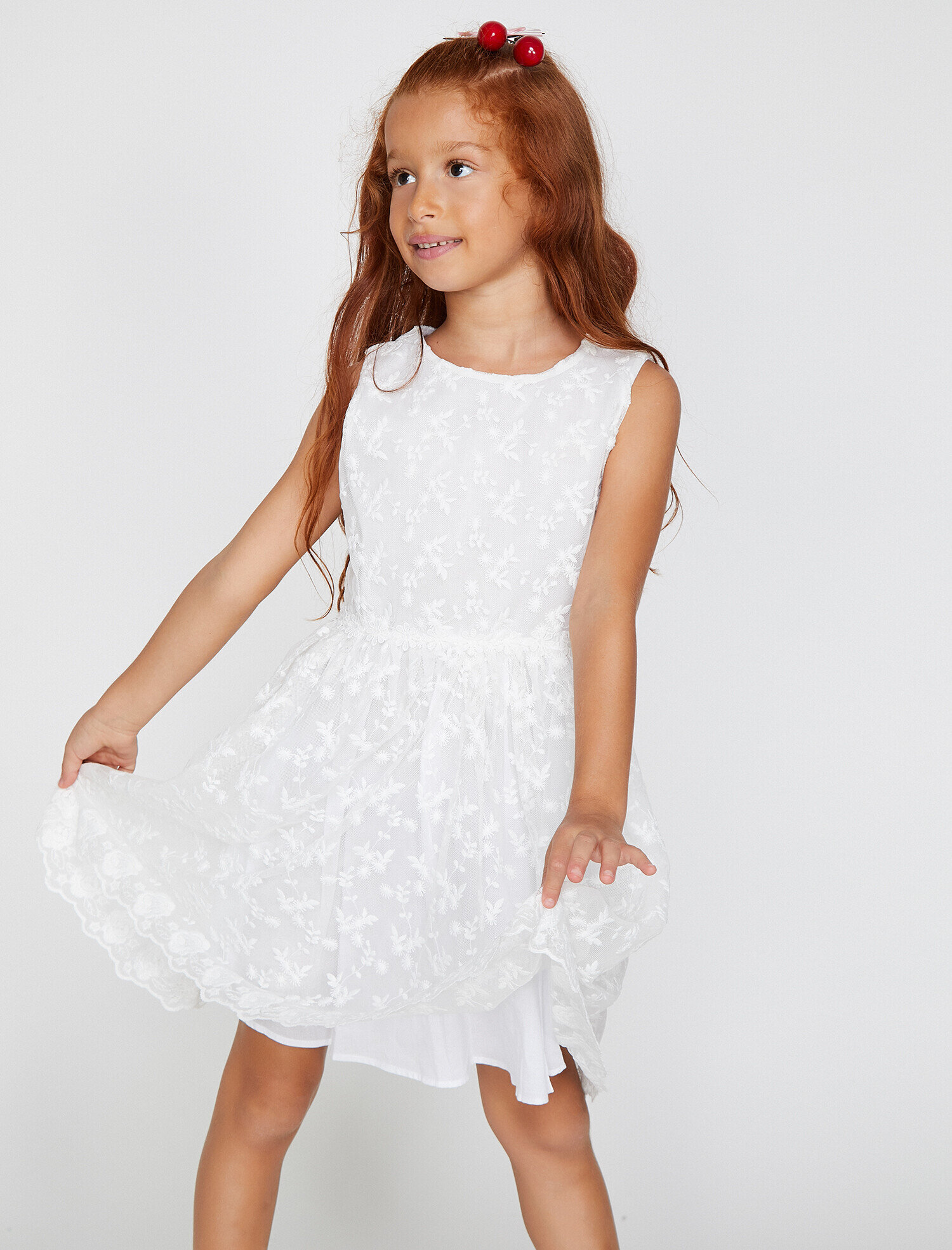  Kız Çocuk İşlemeli Elbise