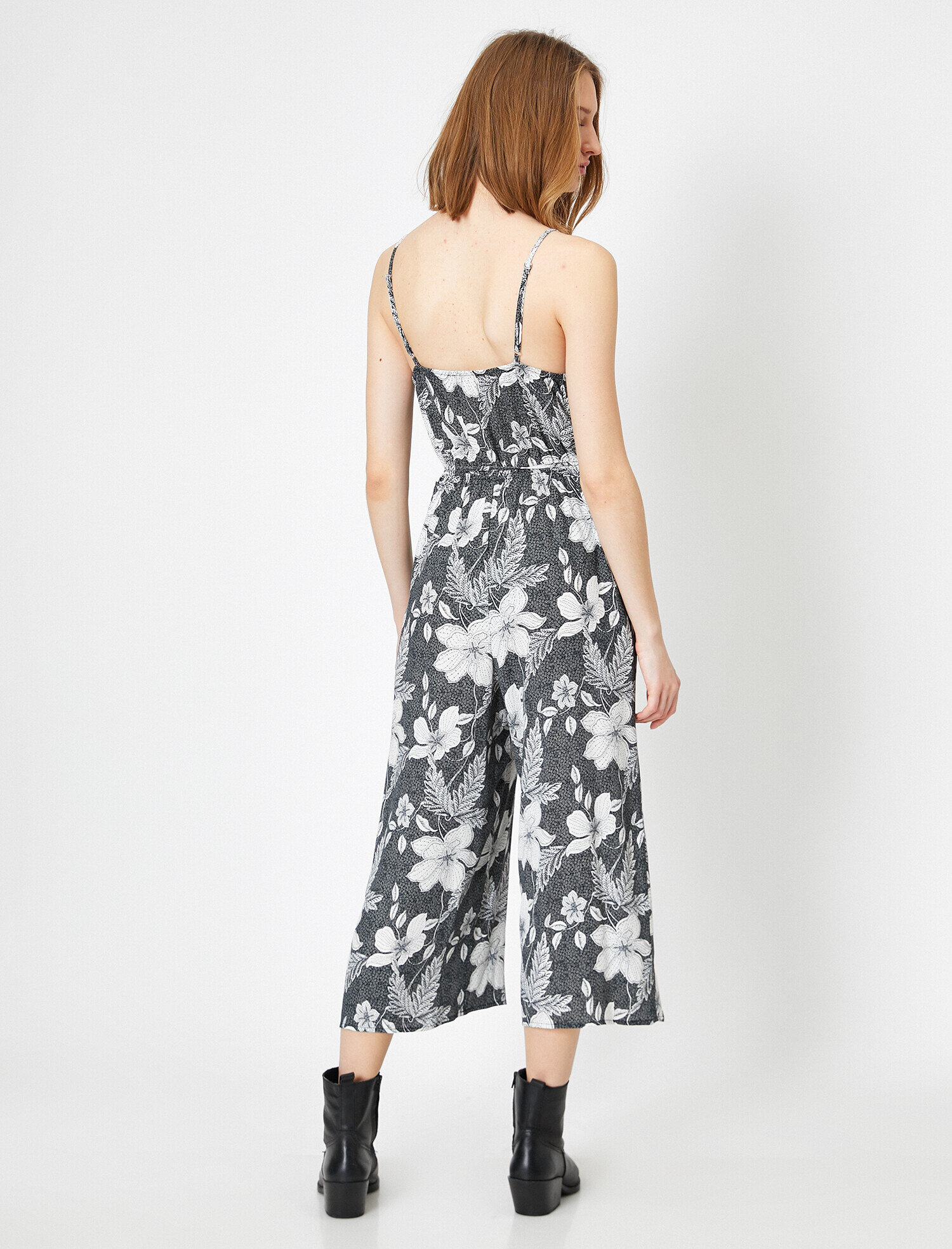   Çiçek Desenli Tulum