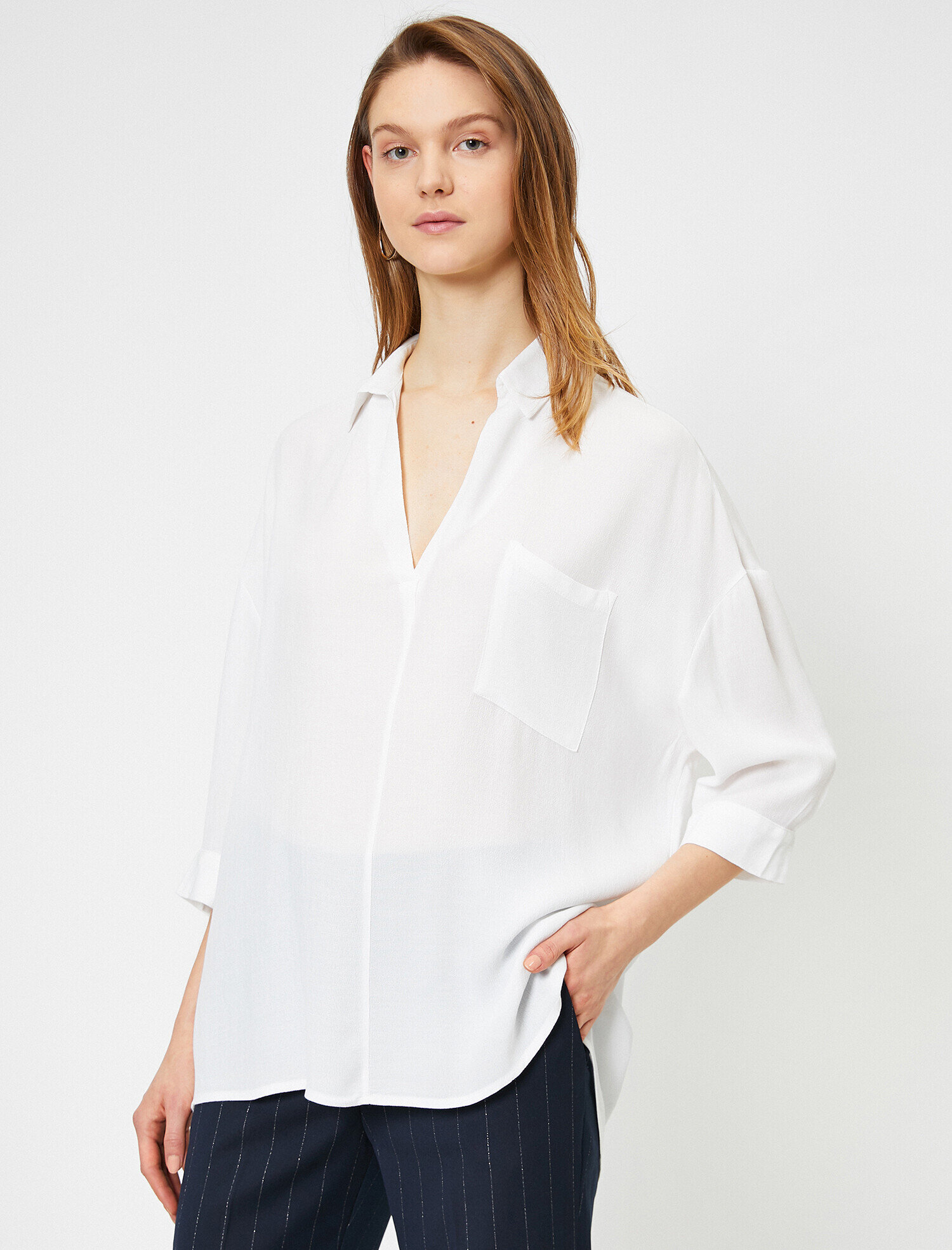   Sırt Dekolteli Bluz