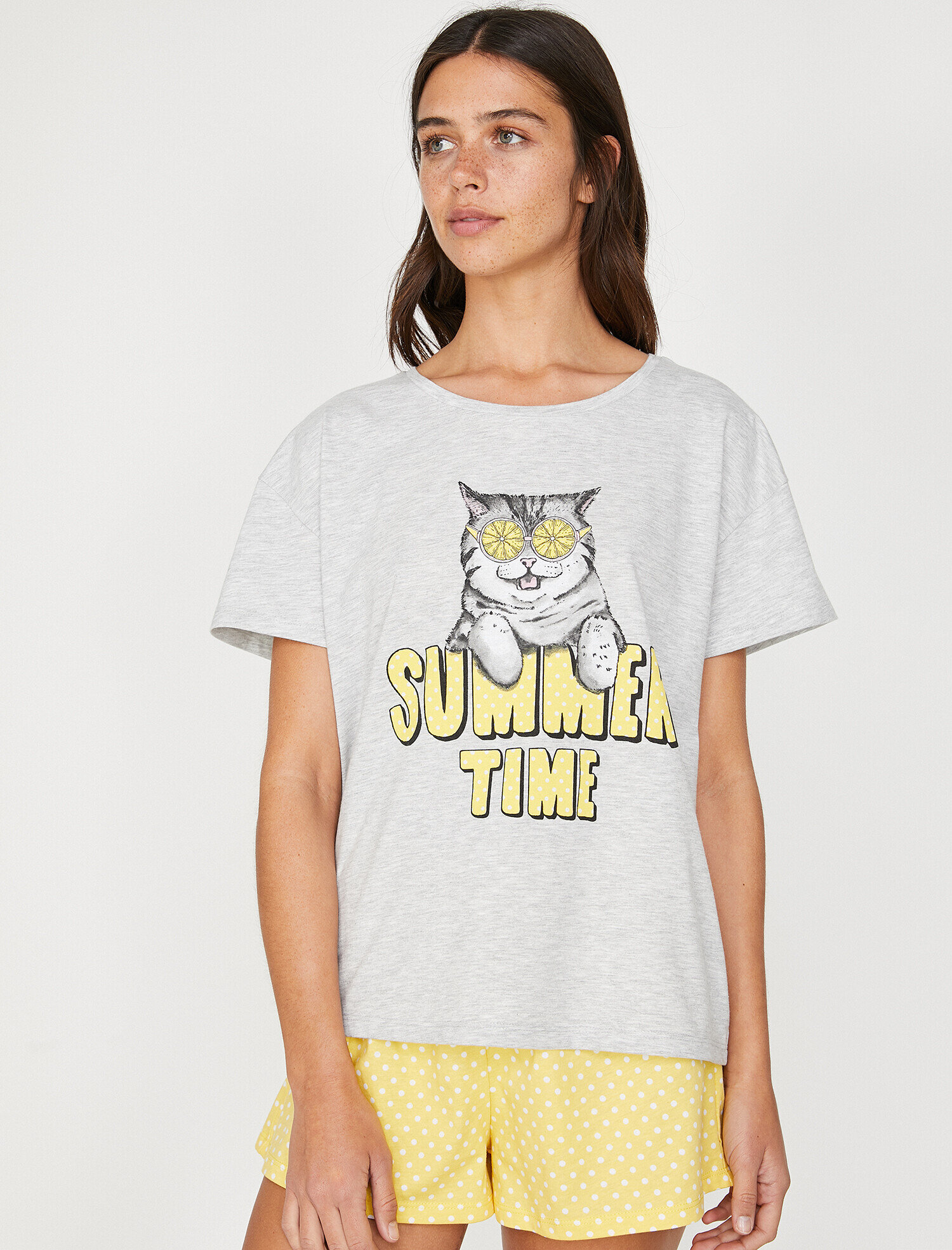   Yazılı Baskılı Pijama Seti